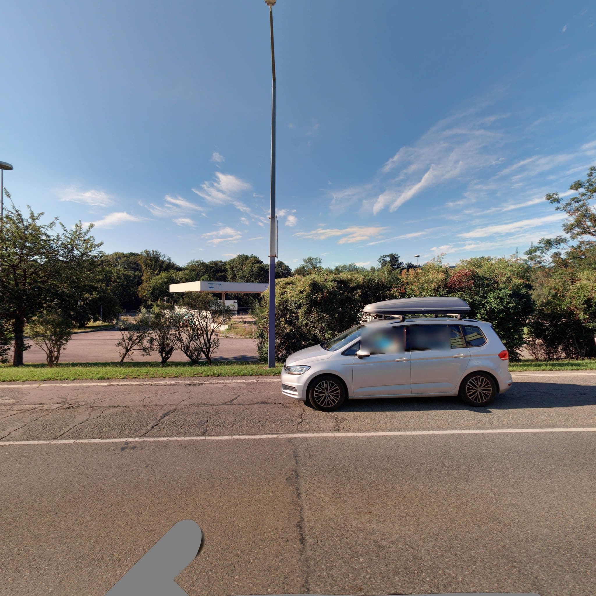 Street view near Novotel Wien West Hotel, Penzing — © eliasgander (CC BY-SA · Mapillary)