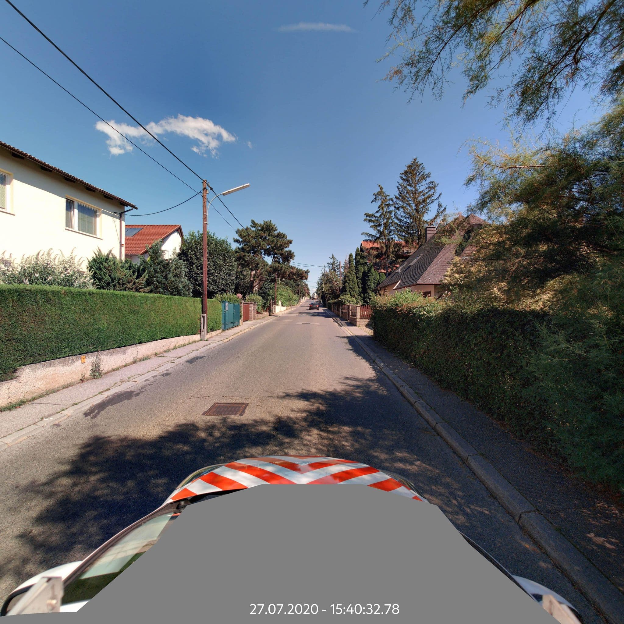 Street view near Anzengruber Frühstückspension - Fam Knöll, Penzing — © eliasgander (CC BY-SA · Mapillary)