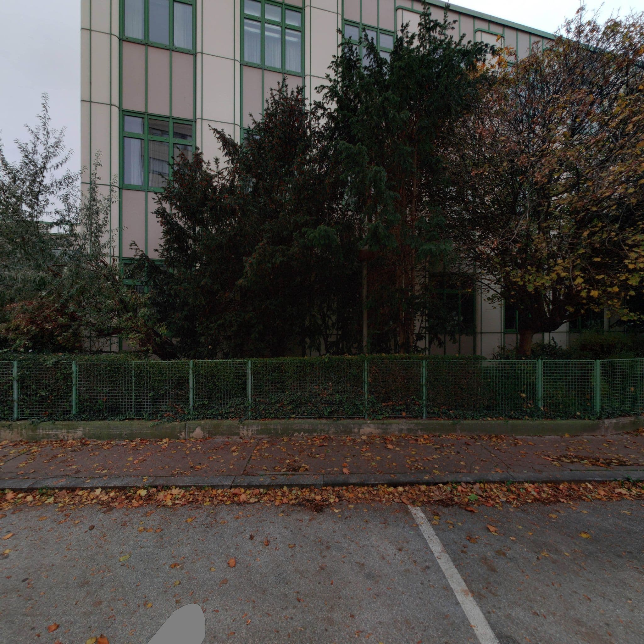 Street view near Postacademy Quartier, Währing — © eliasgander (CC BY-SA · Mapillary)