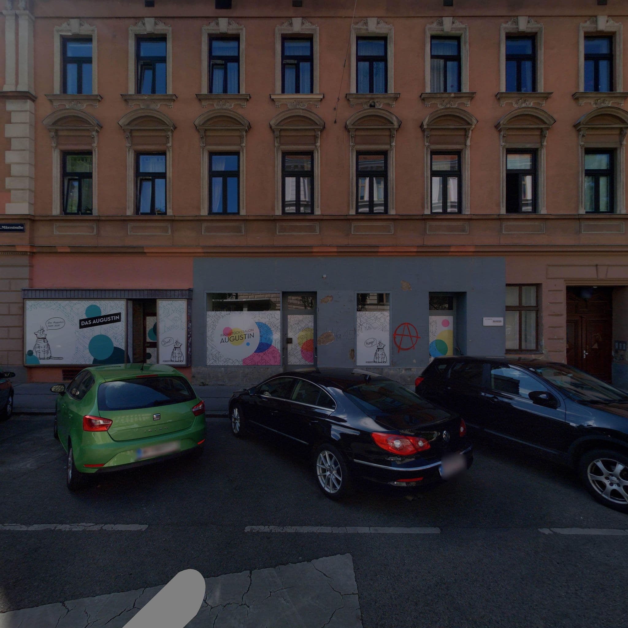 Street view near Palais Joseph, Fünfhaus — © eliasgander (CC BY-SA · Mapillary)