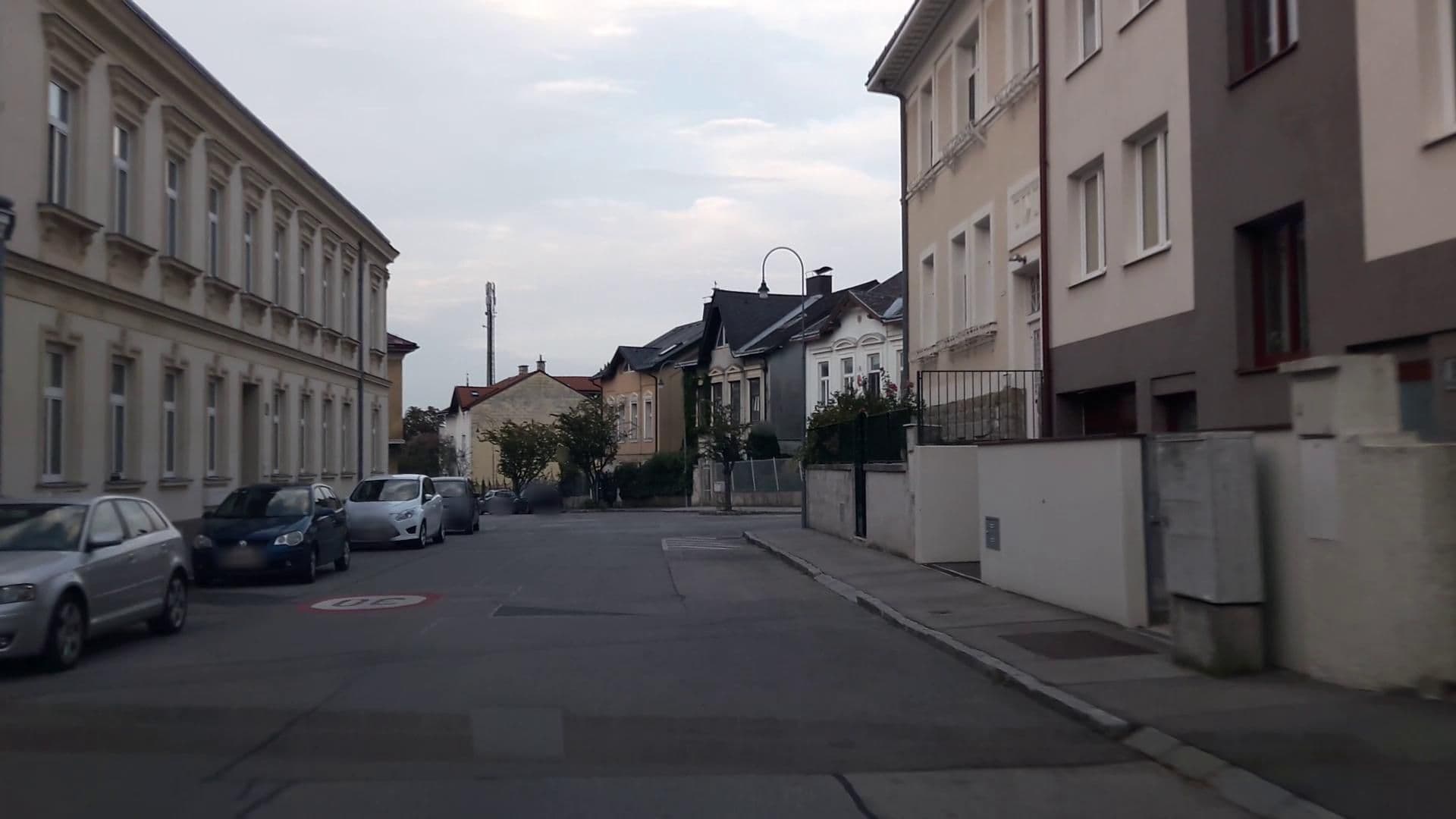 Street view near Lechner Frühstückspension, Klosterneuburg — © stefan147 (CC BY-SA · Mapillary)