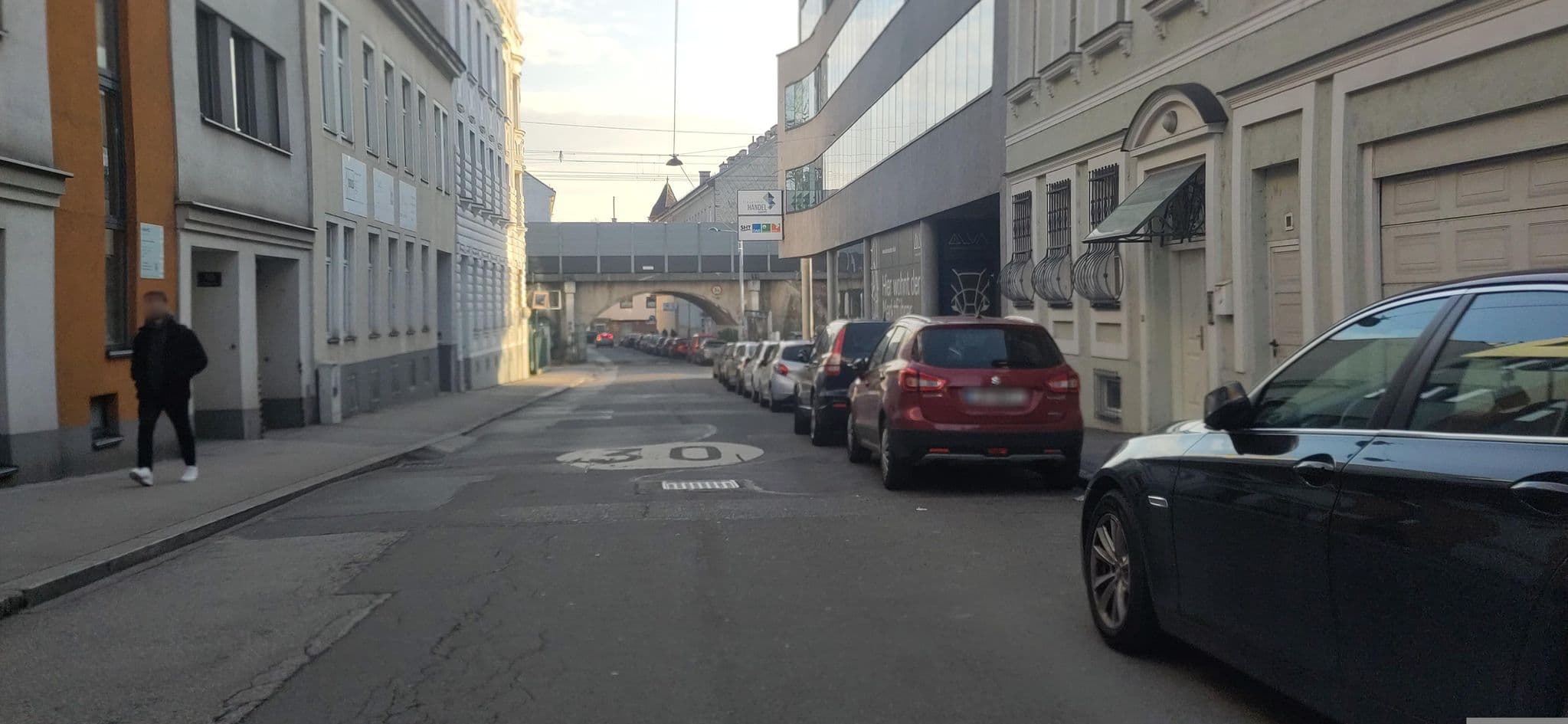 Street view near Atik Palace, Fünfhaus — © consens_verkehrsplanung (CC BY-SA · Mapillary)