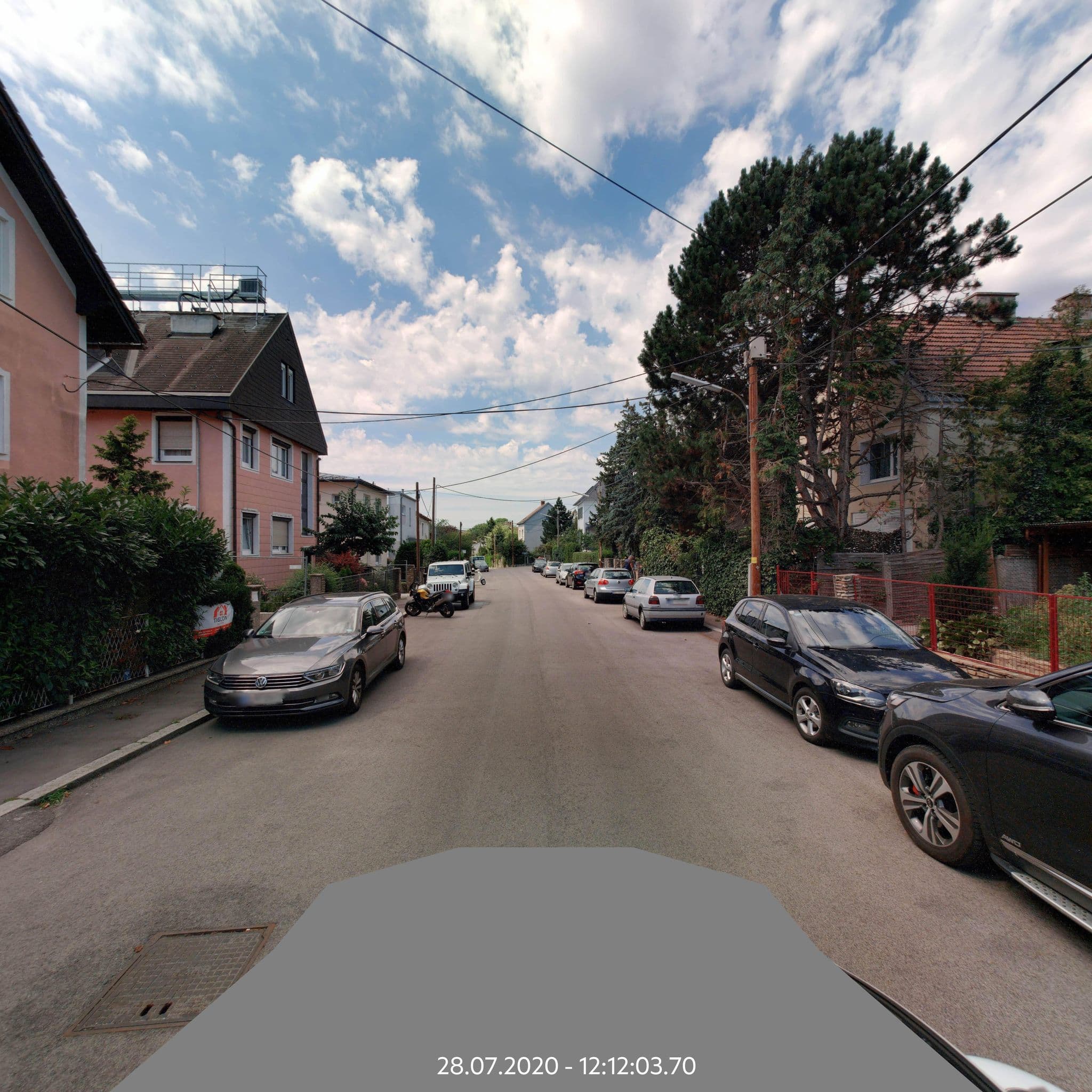 Street view near Airbnb House 33, Penzing — © eliasgander (CC BY-SA · Mapillary)
