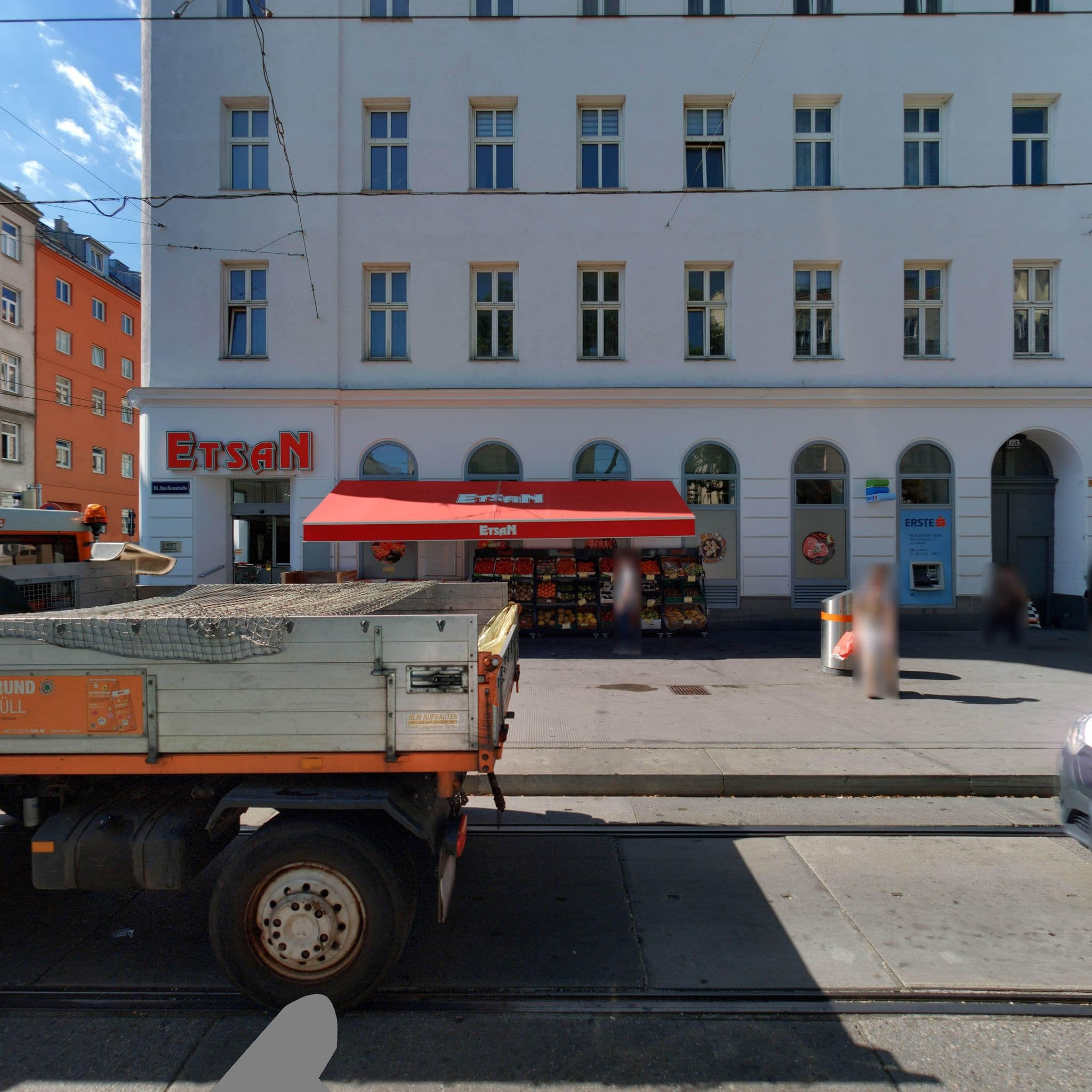 Street view near GoVienna Quellenstrasse Apartment, Margareten — © eliasgander (CC BY-SA · Mapillary)