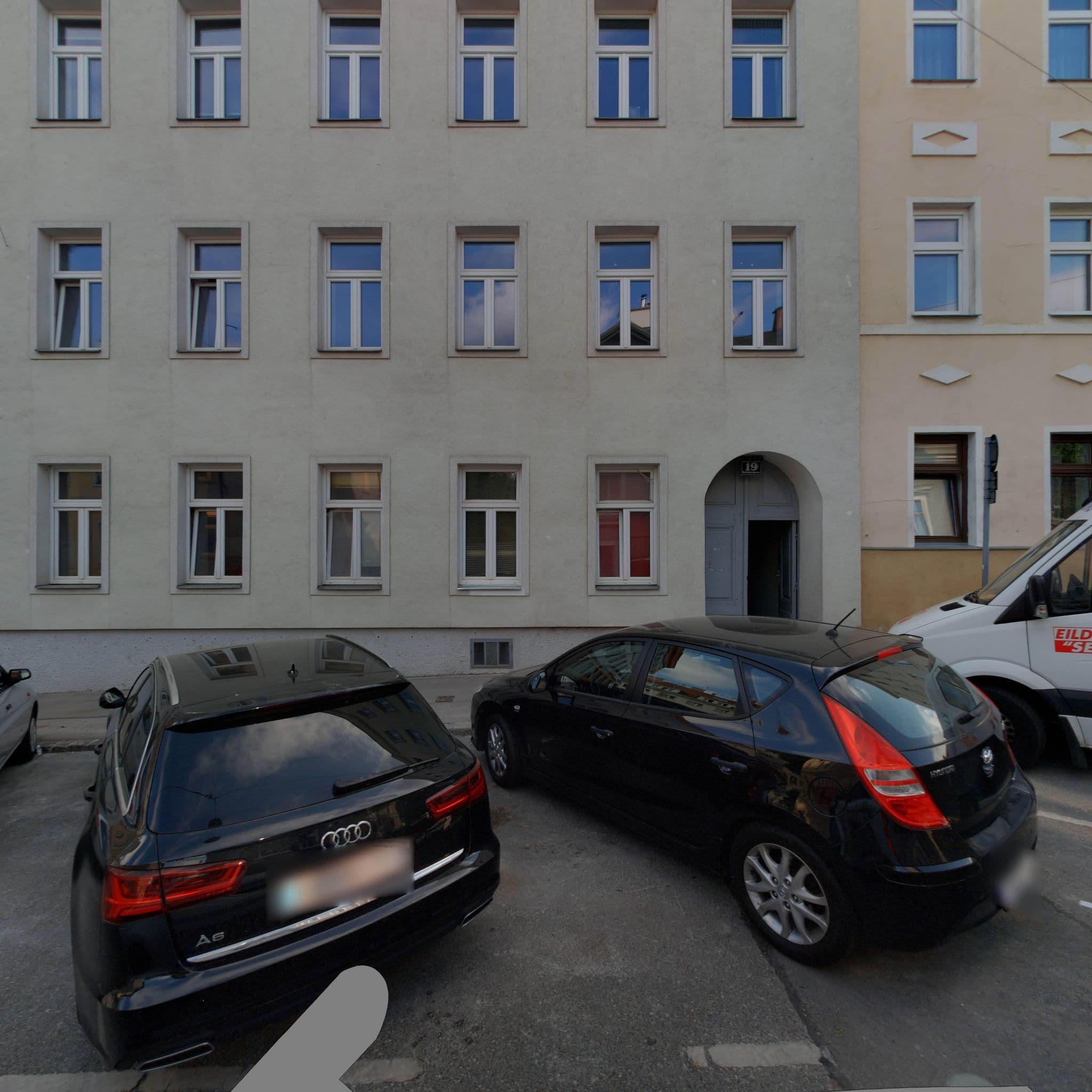 Street view near Mayer Franz, Meidling — © eliasgander (CC BY-SA · Mapillary)