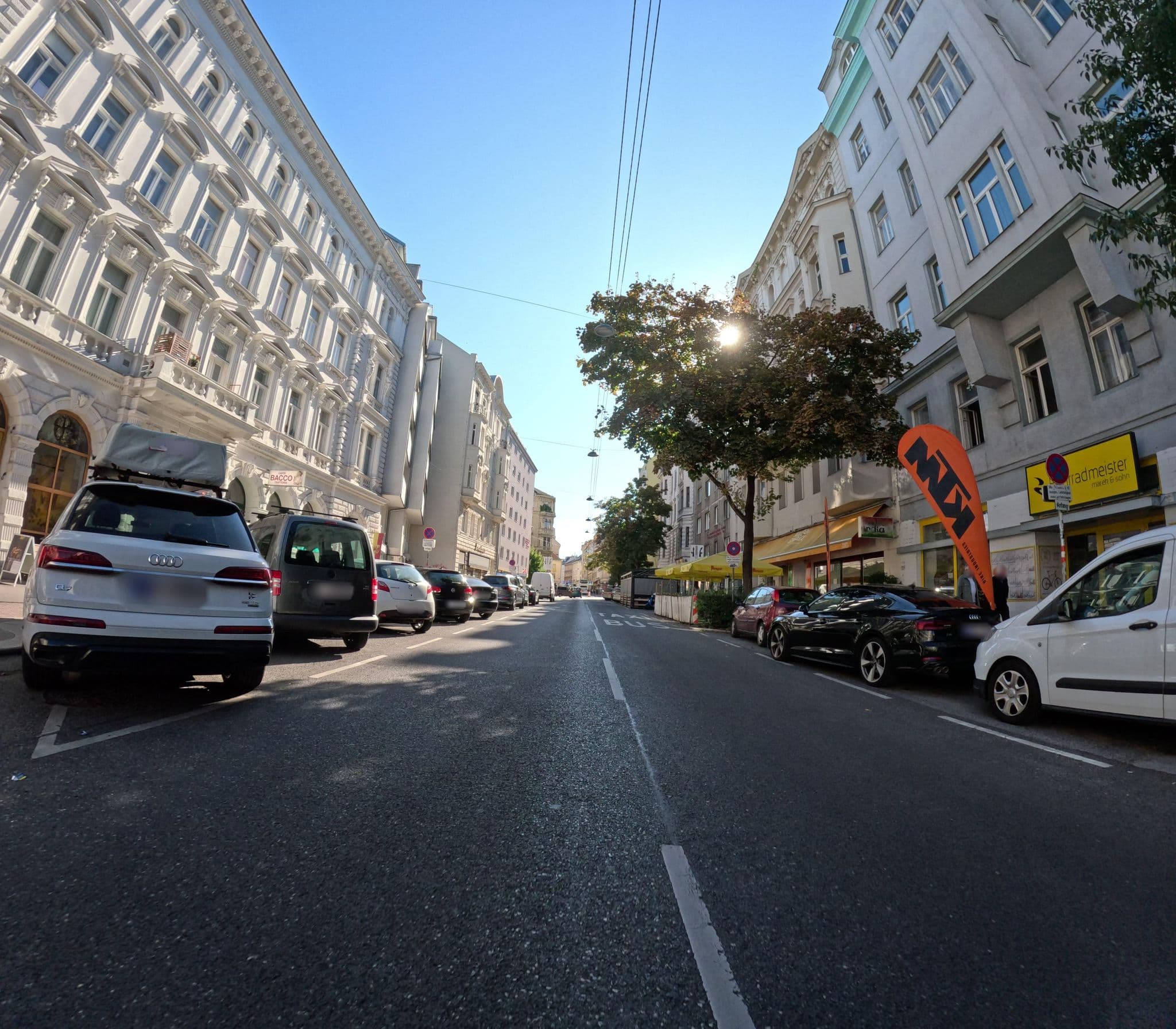 Street view near Haus Margareten, Mariahilf — © erias (CC BY-SA · Mapillary)