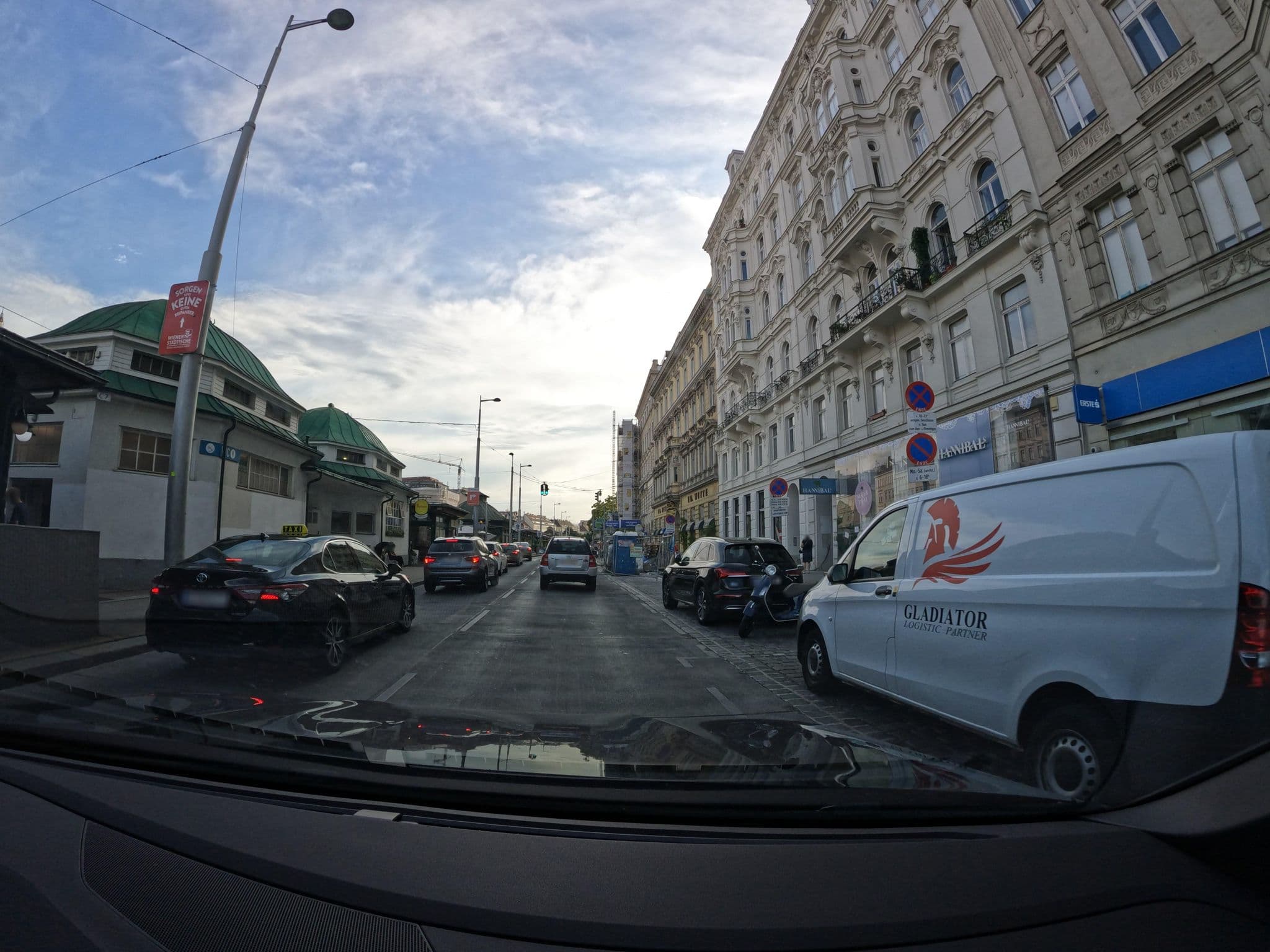 Street view near Design-Apartment Karlsplatz with Balcony, Vienna — © erias (CC BY-SA · Mapillary)