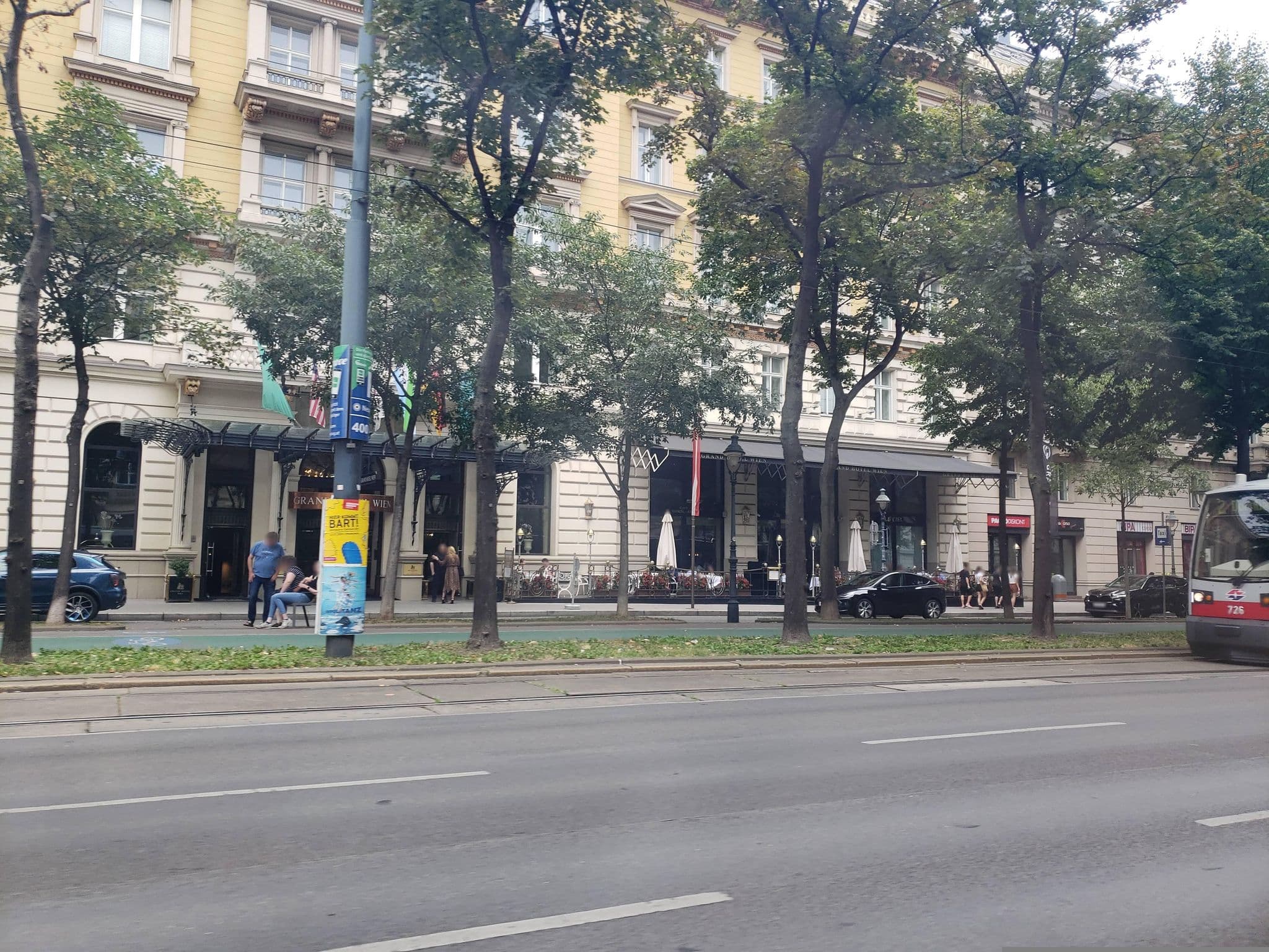 Street view near JJA Kärntner Ring 8 Hotelbetriebsgesellschaft m.b.H., Vienna — © mapfool (CC BY-SA · Mapillary)