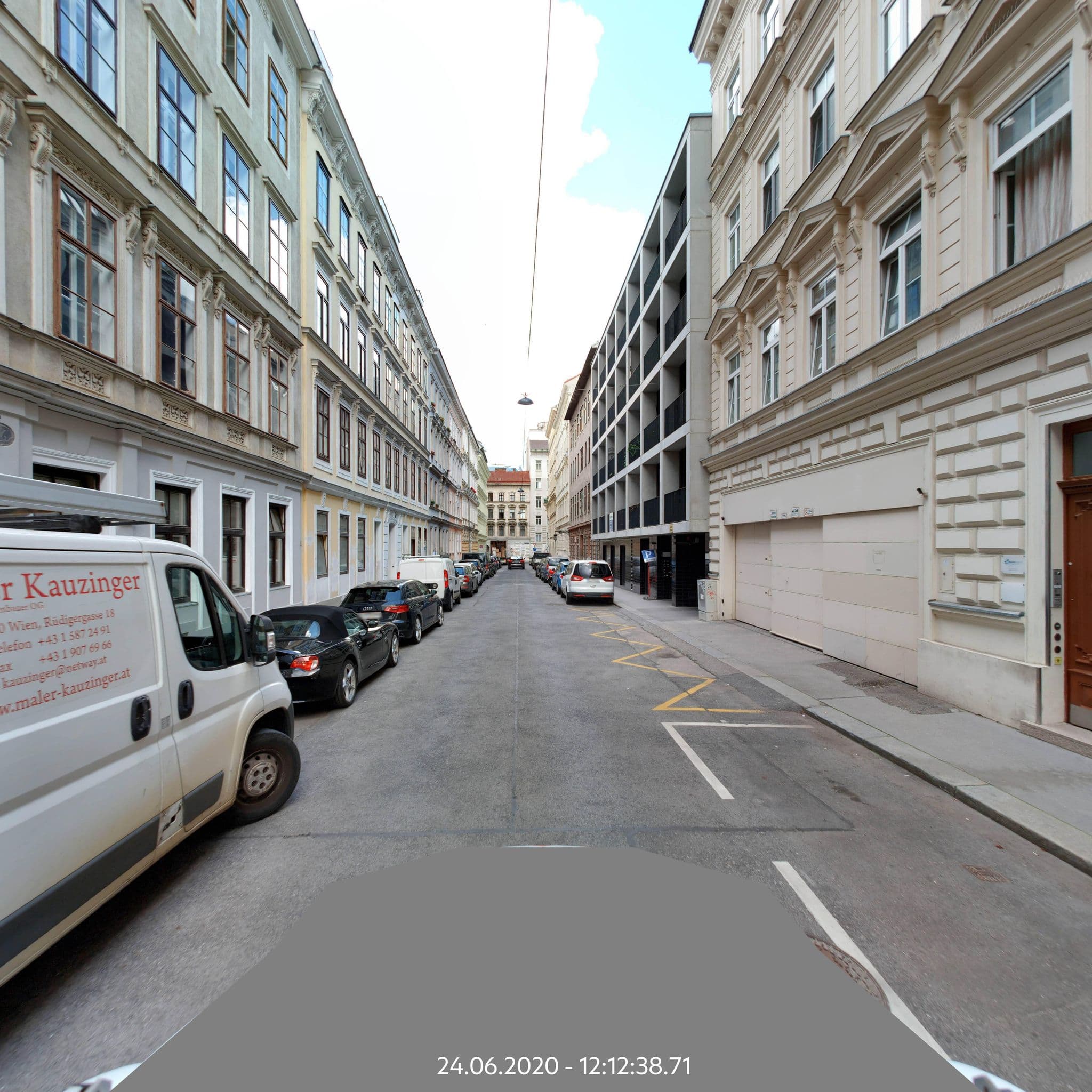 Street view near wanz'inn design appartaments, Mariahilf — © eliasgander (CC BY-SA · Mapillary)