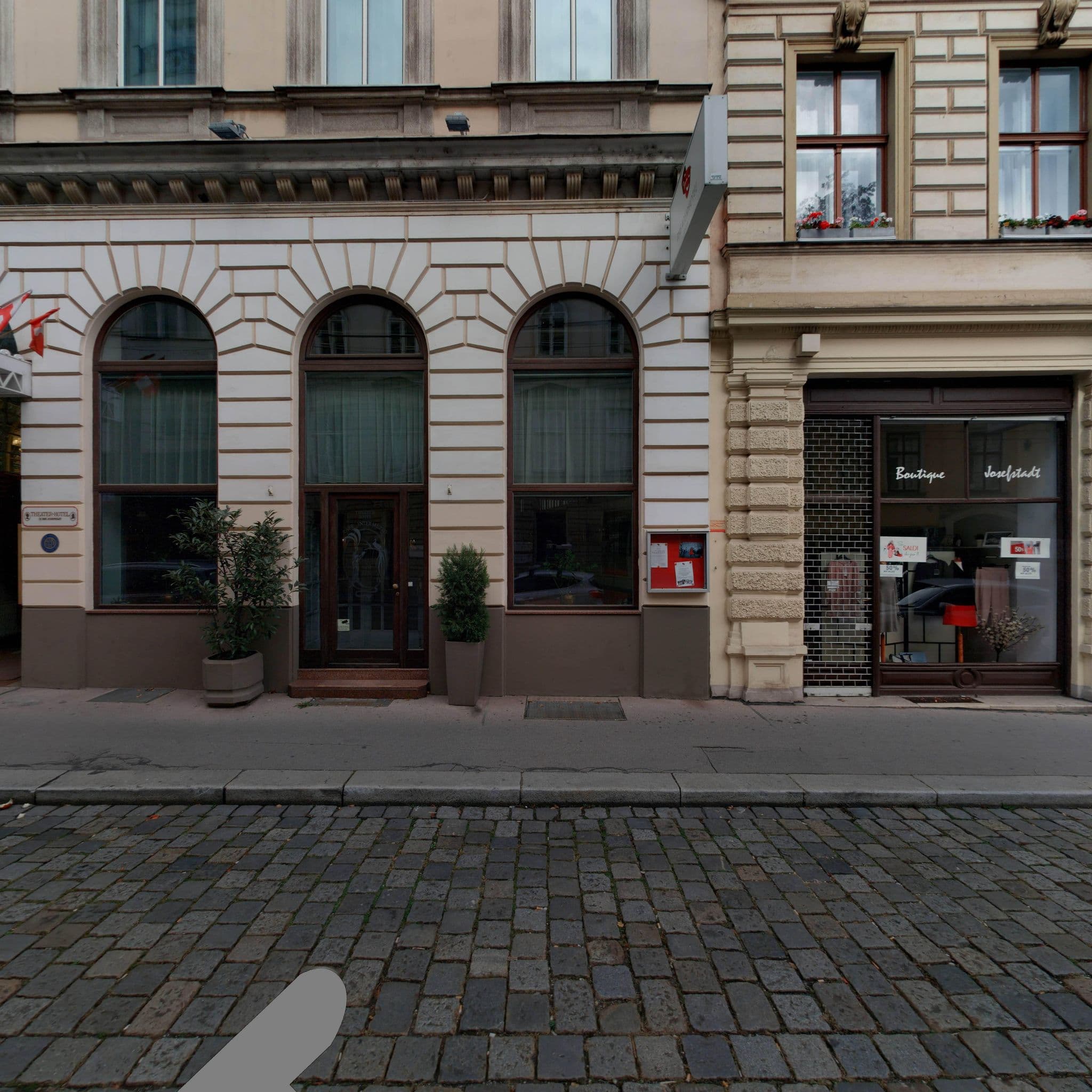 Street view near Theaterhotel & Suites, Josefstadt — © eliasgander (CC BY-SA · Mapillary)