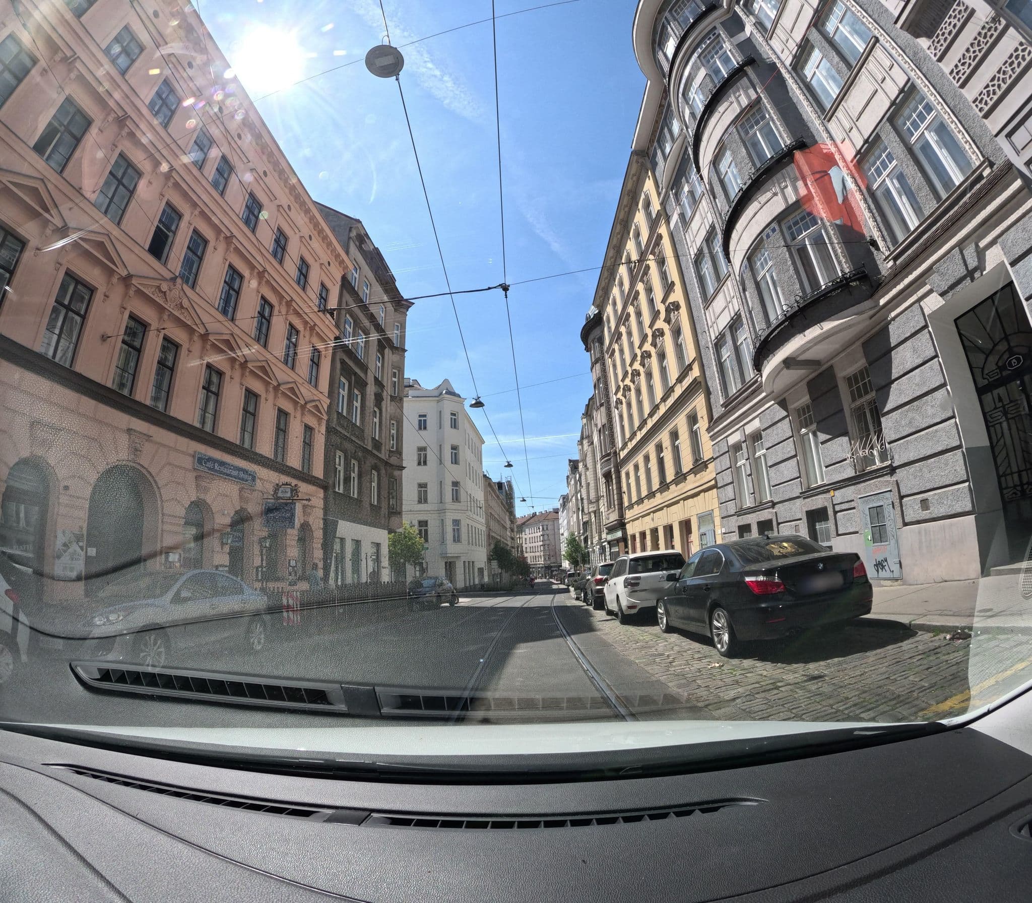 Street view near Academikerhilfe Studentenunterstuetzungs Verein, Josefstadt — © erias (CC BY-SA · Mapillary)