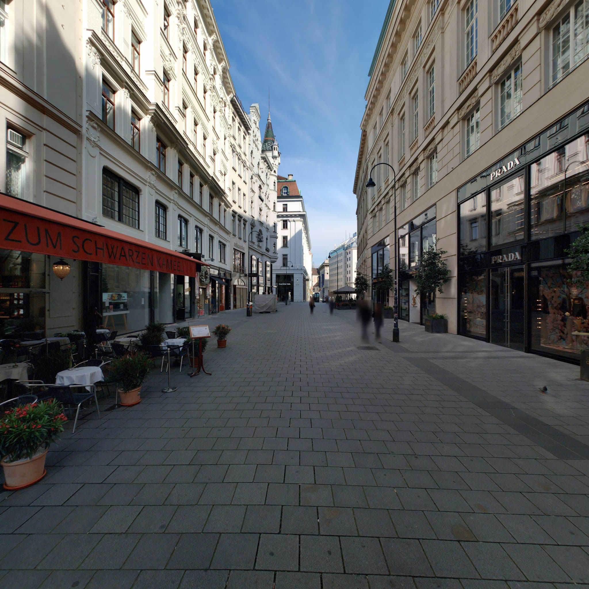 Street view near The Royal Suite, Innere Stadt — © eliasgander (CC BY-SA · Mapillary)