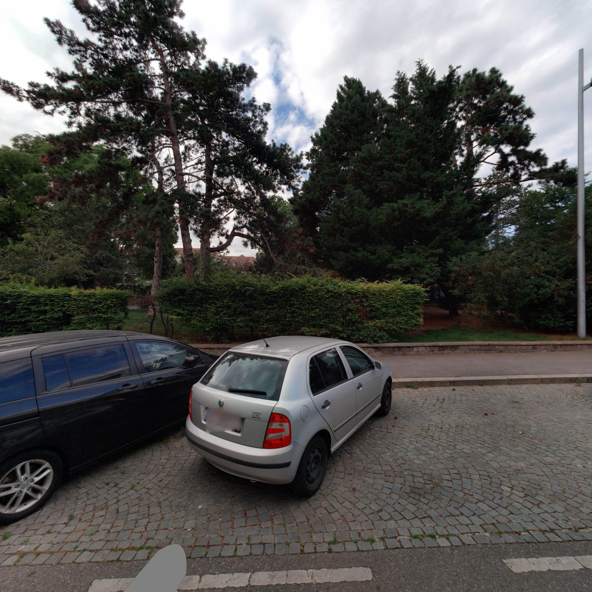 Street view near B&B Hotel Wien-Stadthalle, Neubau — © eliasgander (CC BY-SA · Mapillary)