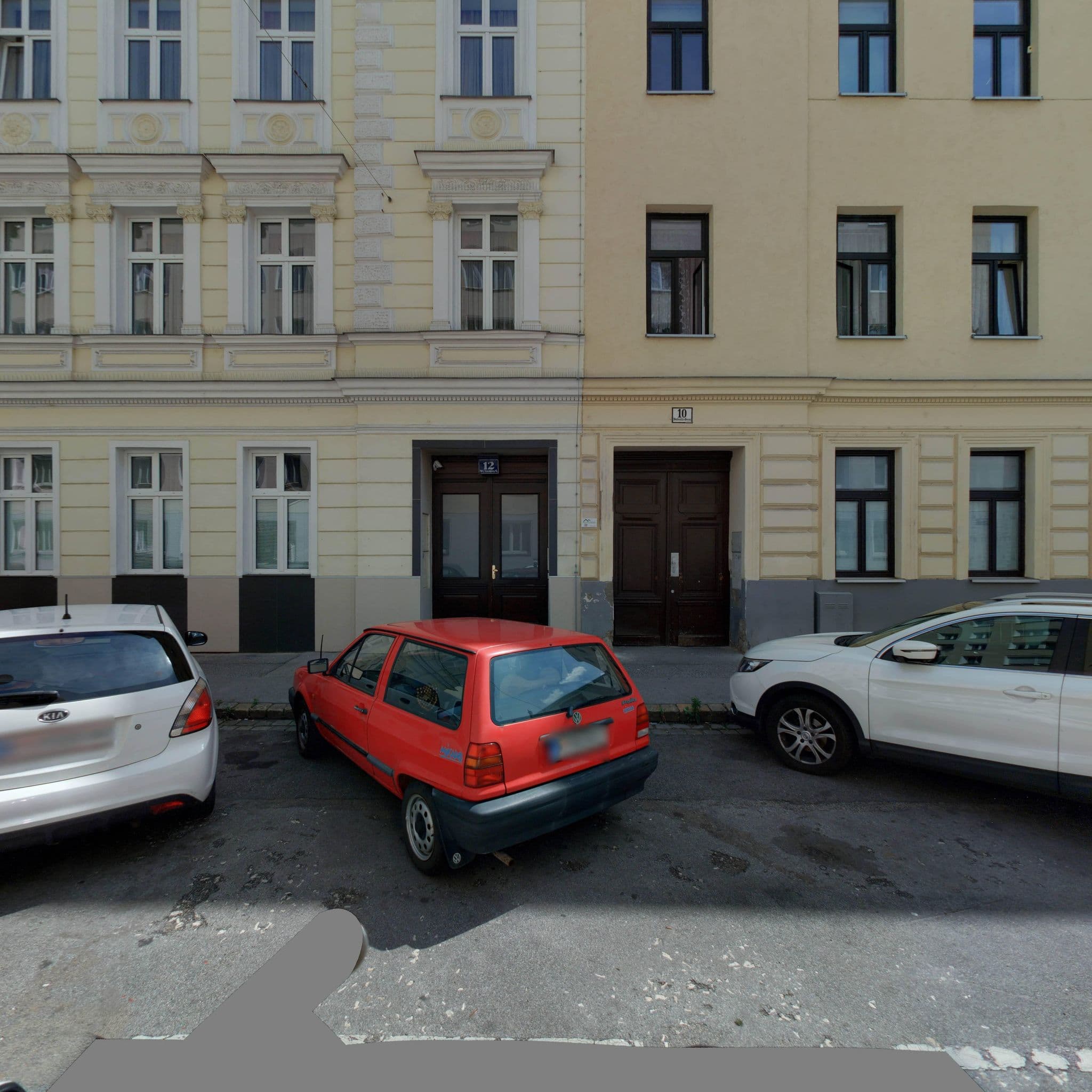 Street view near Isidex Appartments, Brigittenau — © eliasgander (CC BY-SA · Mapillary)