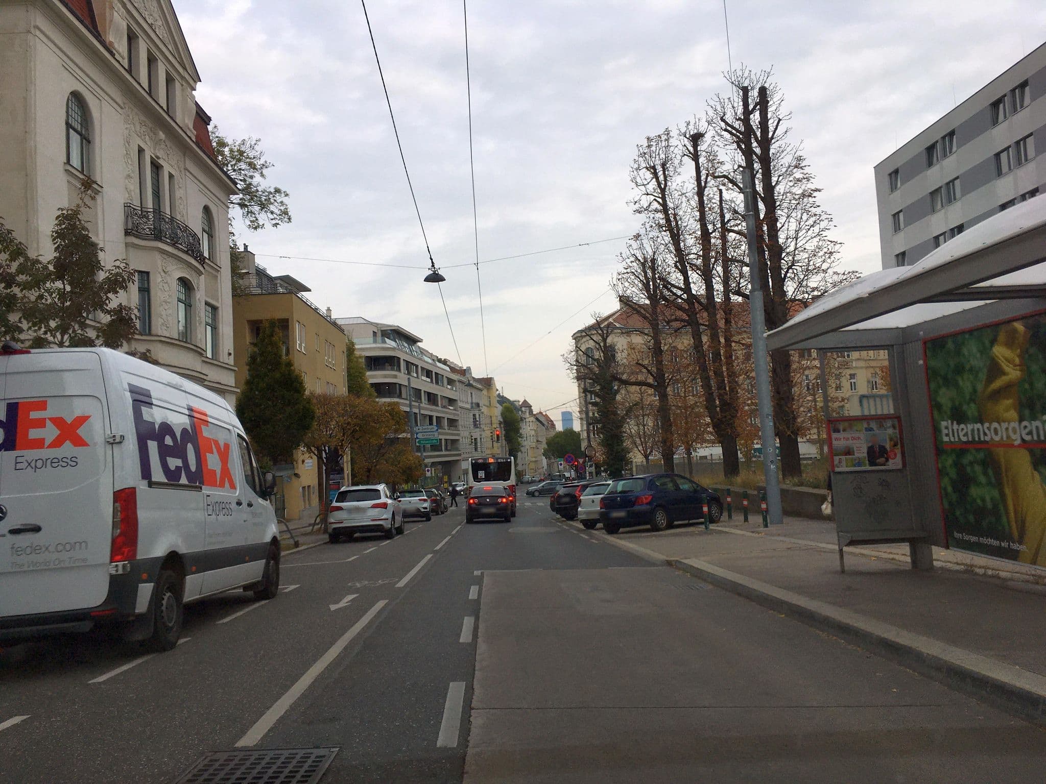 Street view near MODUL Top Penthouse Residence, Währing — © istefanos (CC BY-SA · Mapillary)