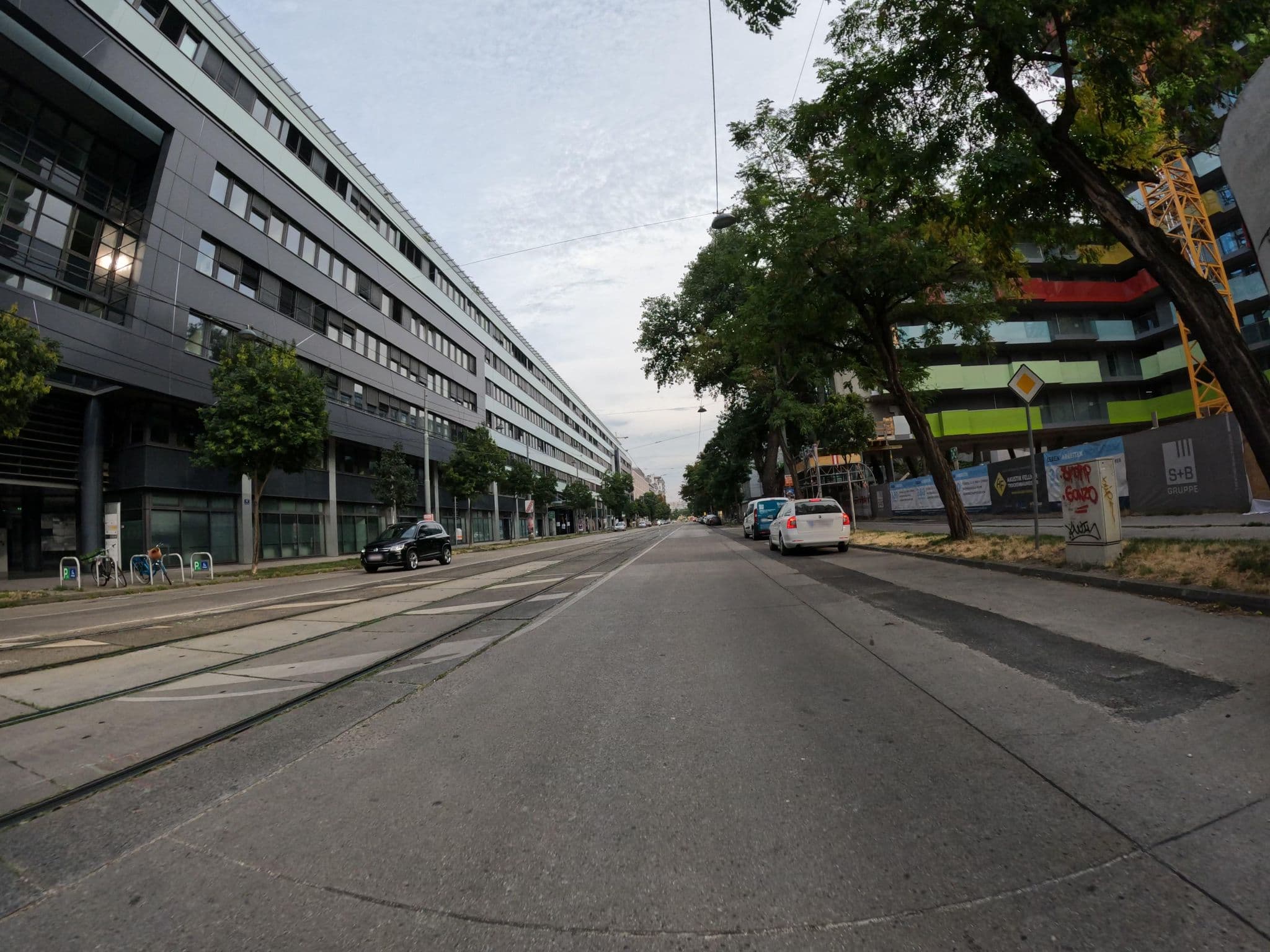 Street view near Waytostay, Brigittenau — © erias (CC BY-SA · Mapillary)