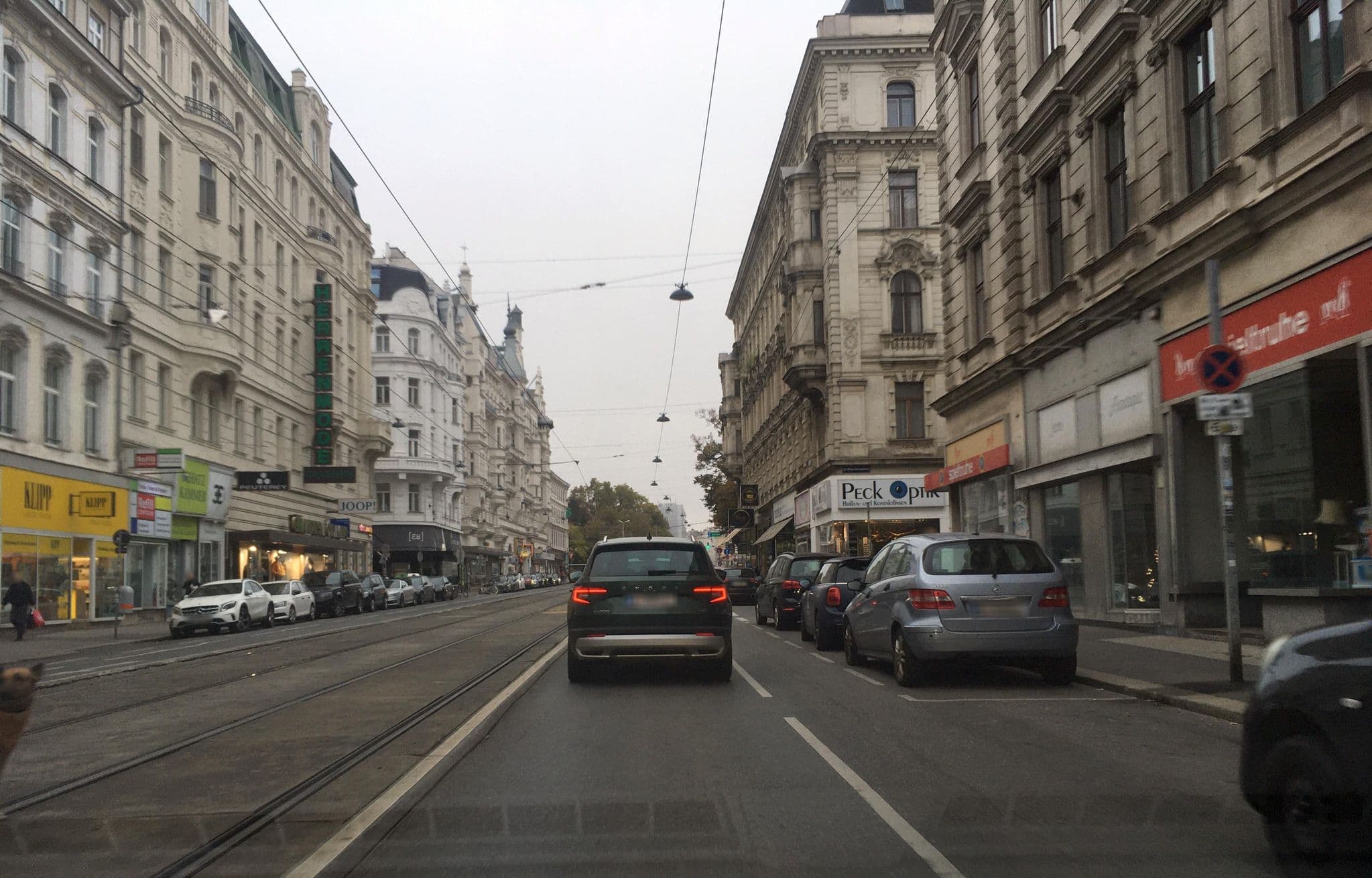 Street view near Quit apartment with terrace, Alsergrund — © istefanos (CC BY-SA · Mapillary)