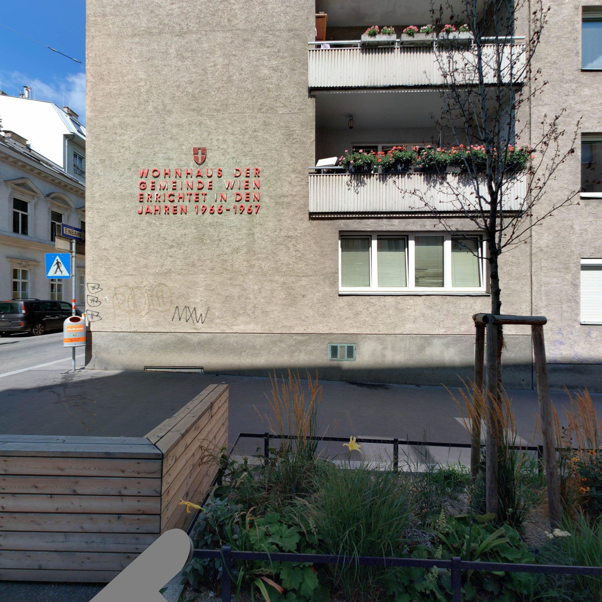 Street view near beim Pfoarabaun z'Wean, Währing — © eliasgander (CC BY-SA · Mapillary)