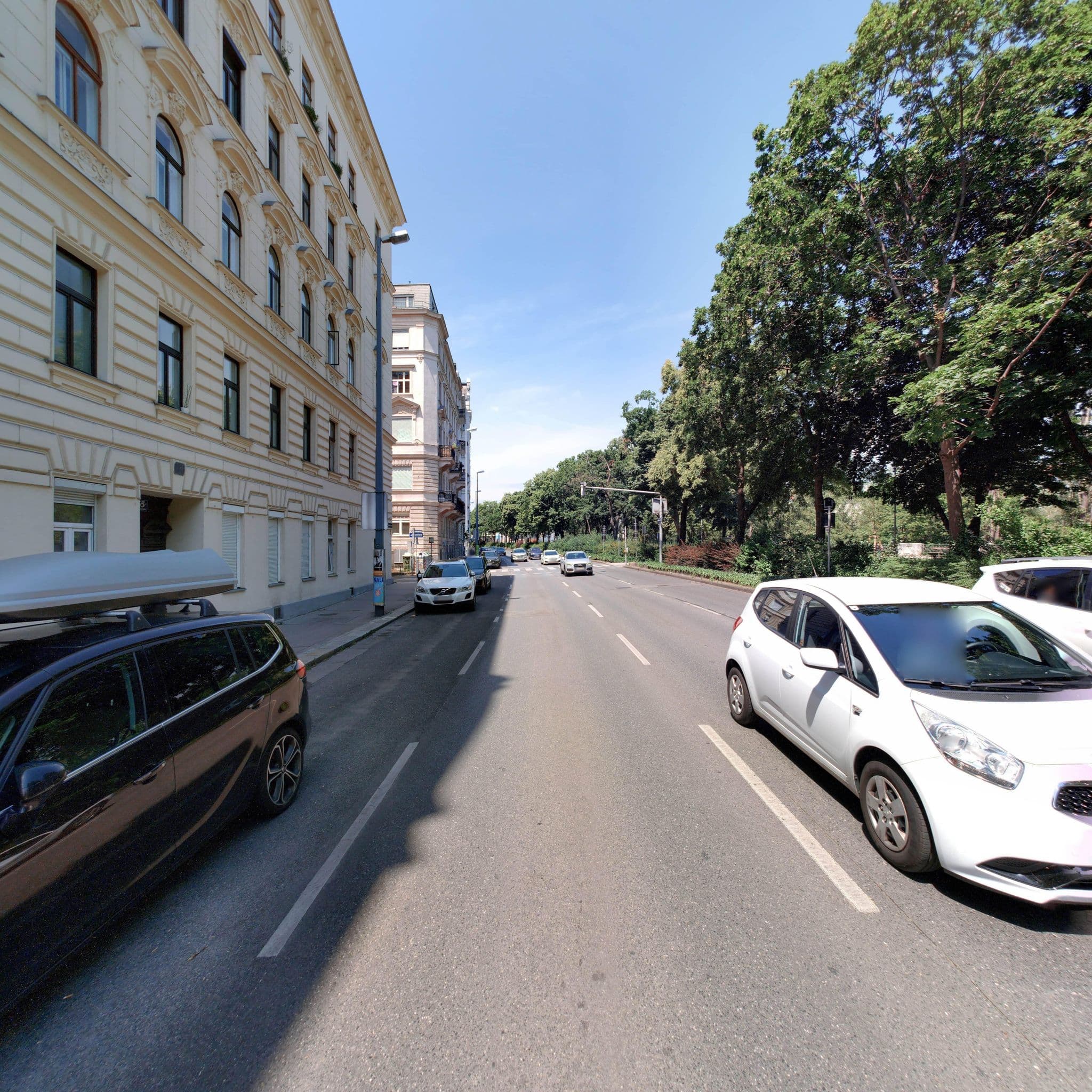 Street view near CheckVienna – Apartment Roßauer Lände, Alsergrund — © eliasgander (CC BY-SA · Mapillary)