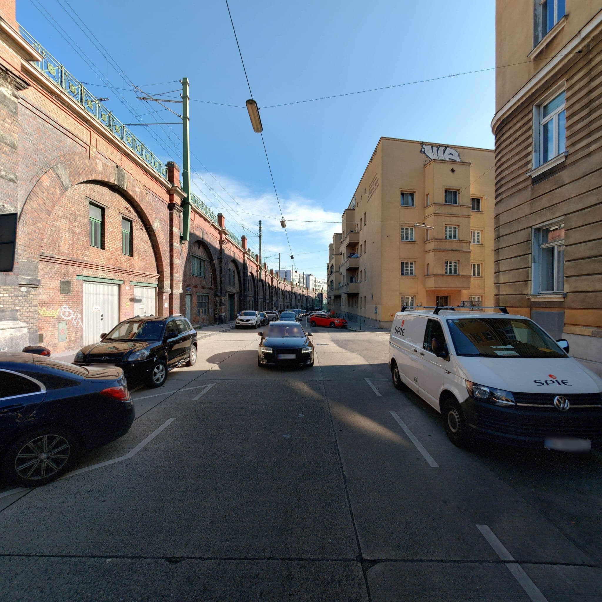 Street view near Spittelau Chillout Lounge By Welcome2vienna, Währing — © eliasgander (CC BY-SA · Mapillary)