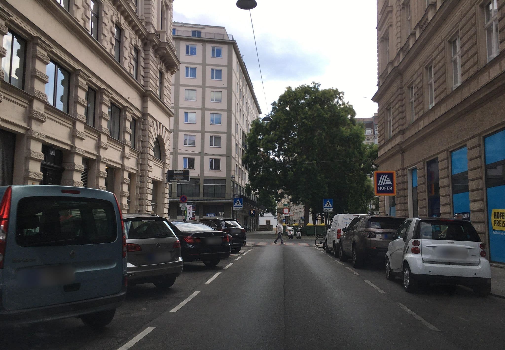 Street view near Schweizer Pension, Innere Stadt — © istefanos (CC BY-SA · Mapillary)