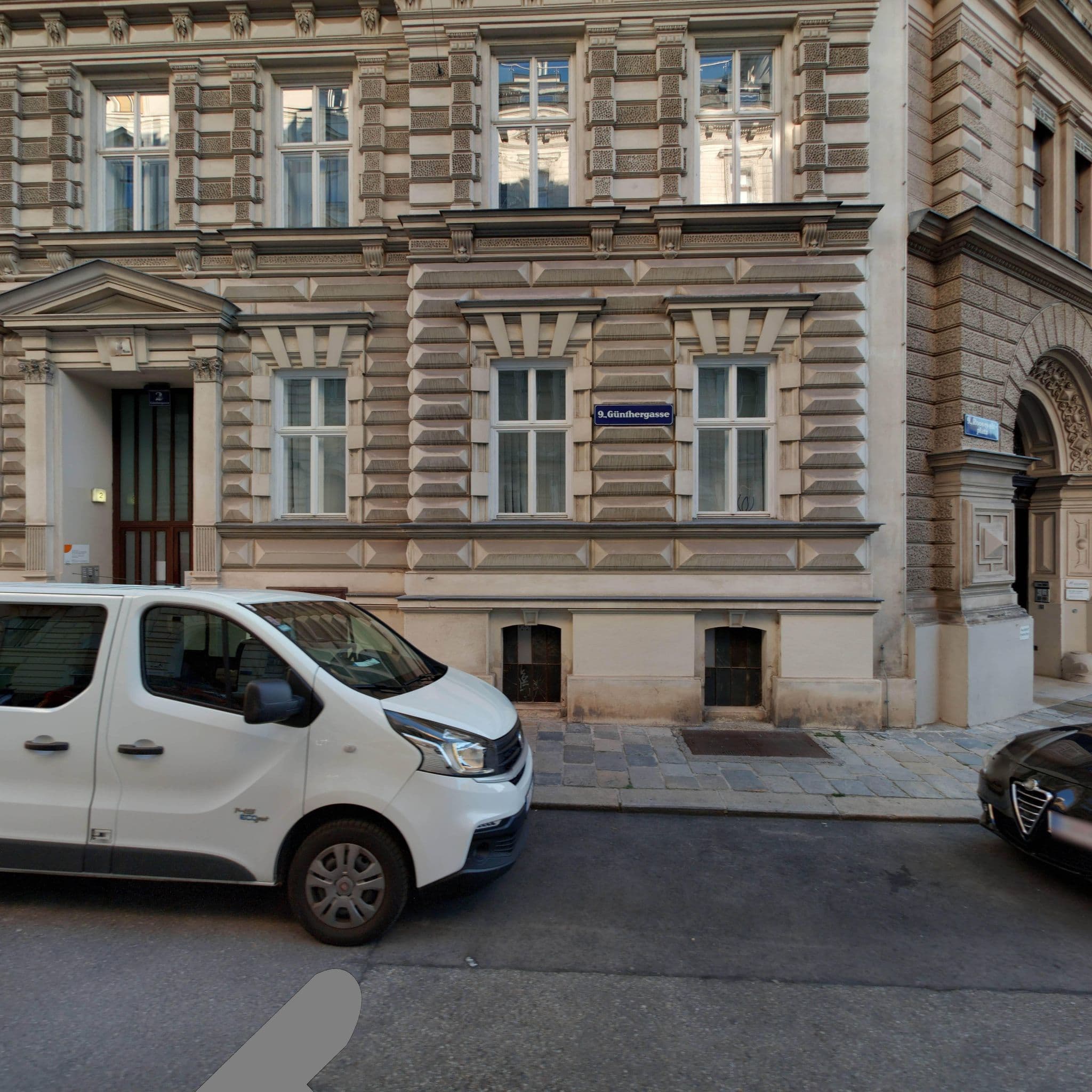 Street view near Lifestyle Living Apartments Schwarzspanierstrasse, Alsergrund — © eliasgander (CC BY-SA · Mapillary)