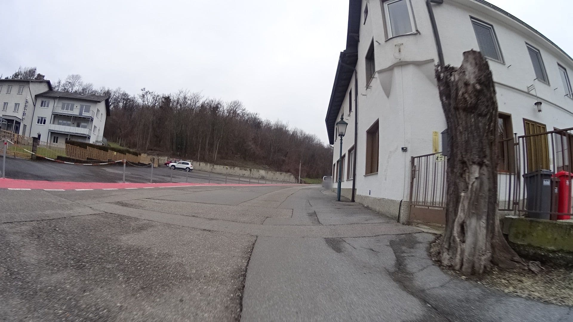 Street view near Gasthaus z.Burg Kreuzenstein, Leobendorf — © drahdiwaberl (CC BY-SA · Mapillary)