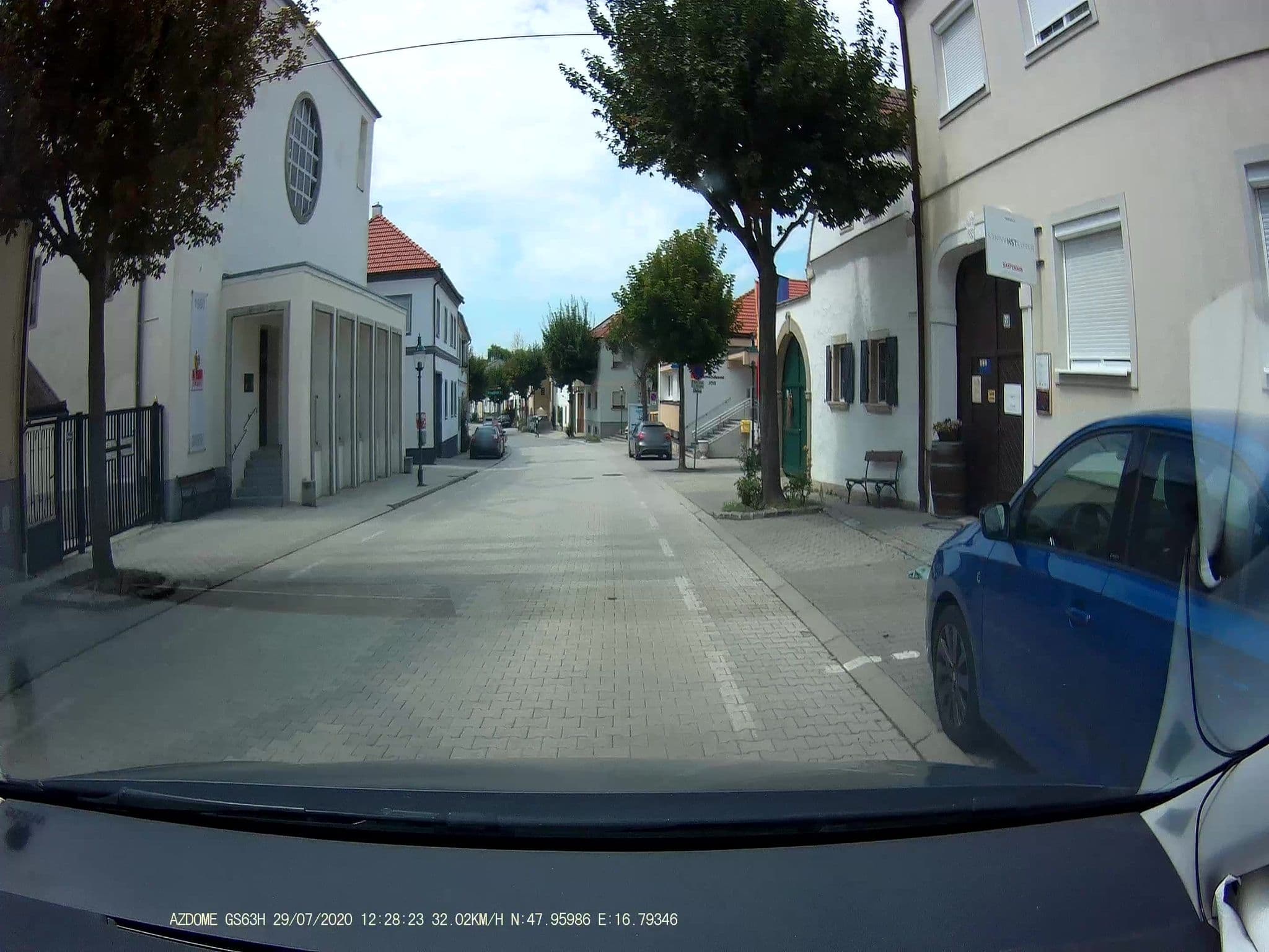 Street view near Gästehaus Steurer, Jois — © stefan147 (CC BY-SA · Mapillary)