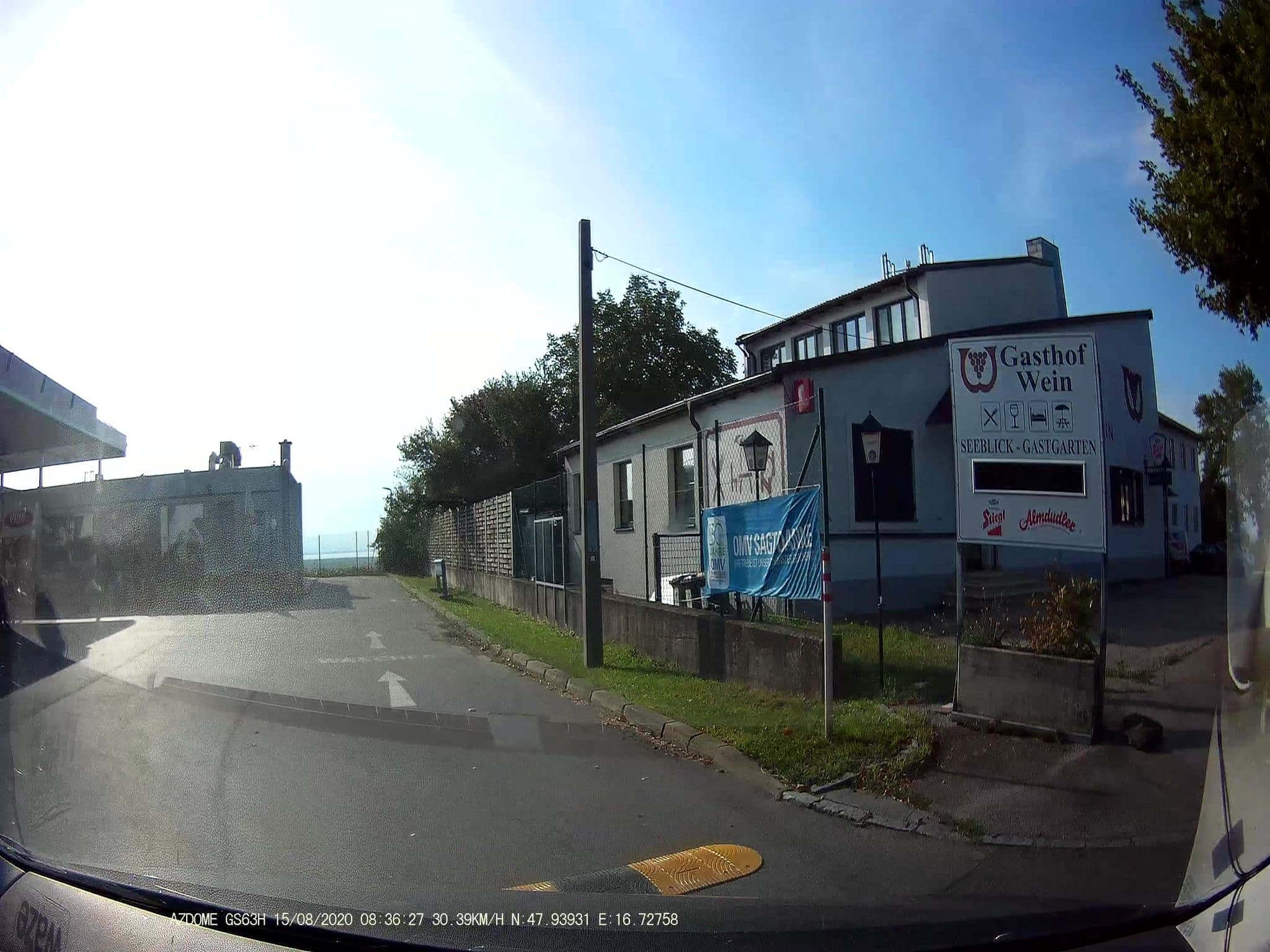 Street view near Wein Johann, Breitenbrunn — © stefan147 (CC BY-SA · Mapillary)