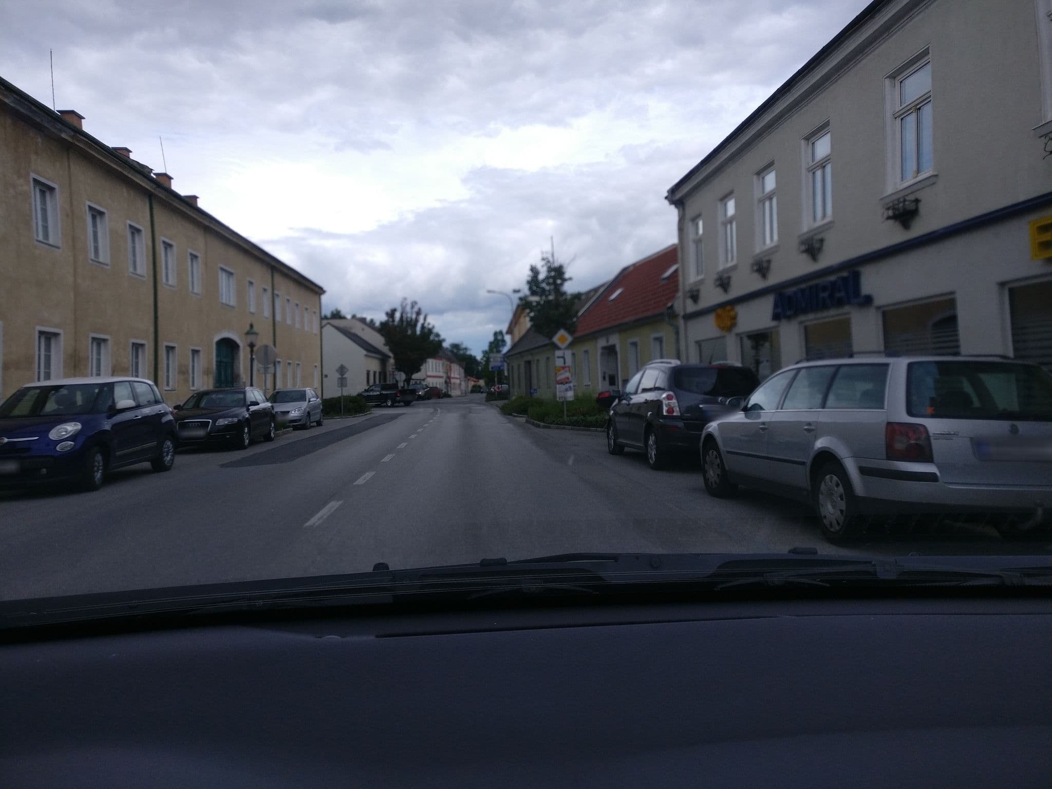 Street view near HTM Hotel und Tourismus Management GmbH, Pottendorf — © di0v0n (CC BY-SA · Mapillary)