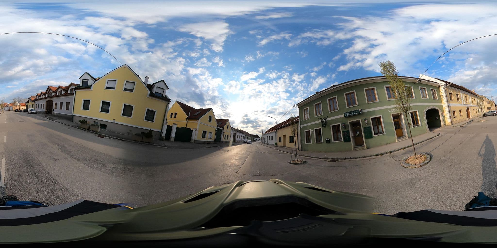 Street view near Karin Strohmaier, Margarethen am Moos — © di0v0n (CC BY-SA · Mapillary)