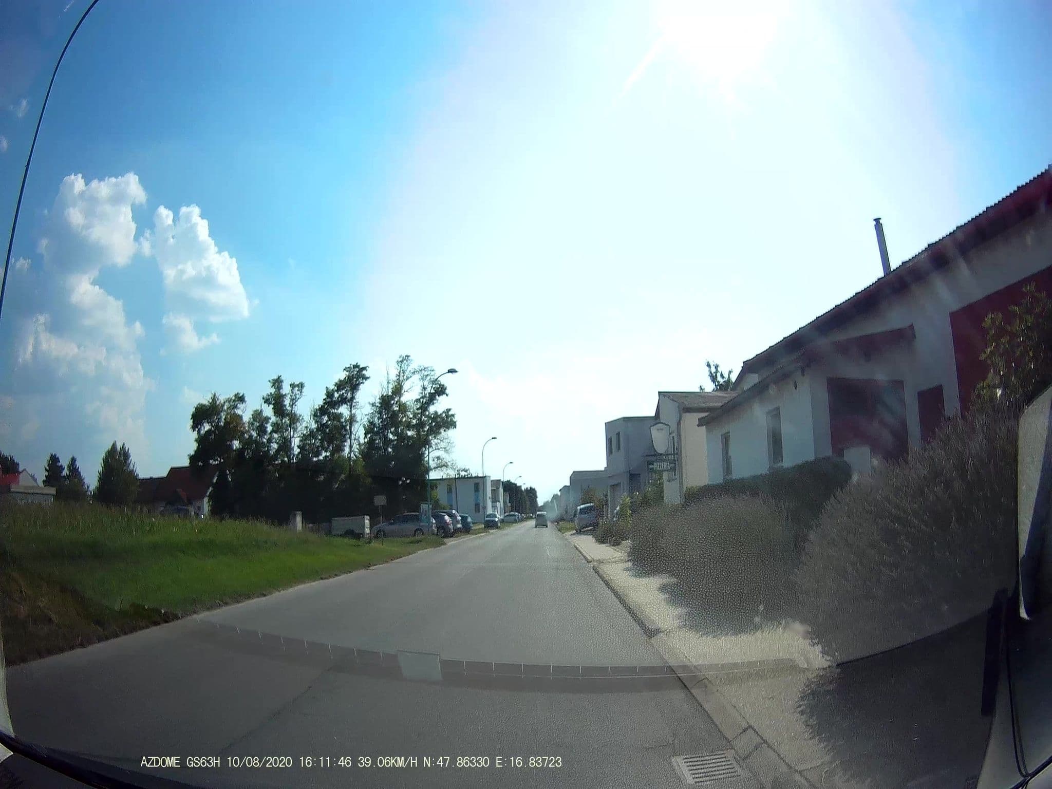 Street view near Gästehaus Weinhandl & Johnnys Pizzeria, Podersdorf am See — © stefan147 (CC BY-SA · Mapillary)