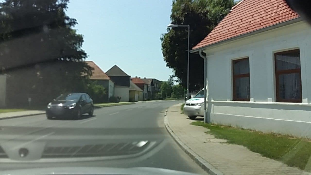 Street view near Maria Czeczelits, Horitschon — © vst (CC BY-SA · Mapillary)