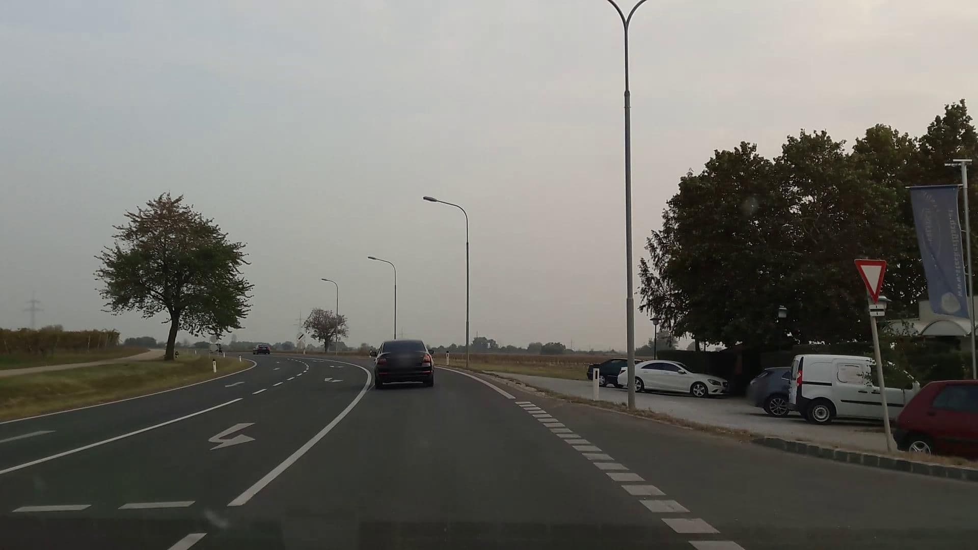 Street view near Elektro-Tankstelle Fischlokal Steckerlfisch W.JANDL & Co., Weiden am See — © stefan147 (CC BY-SA · Mapillary)
