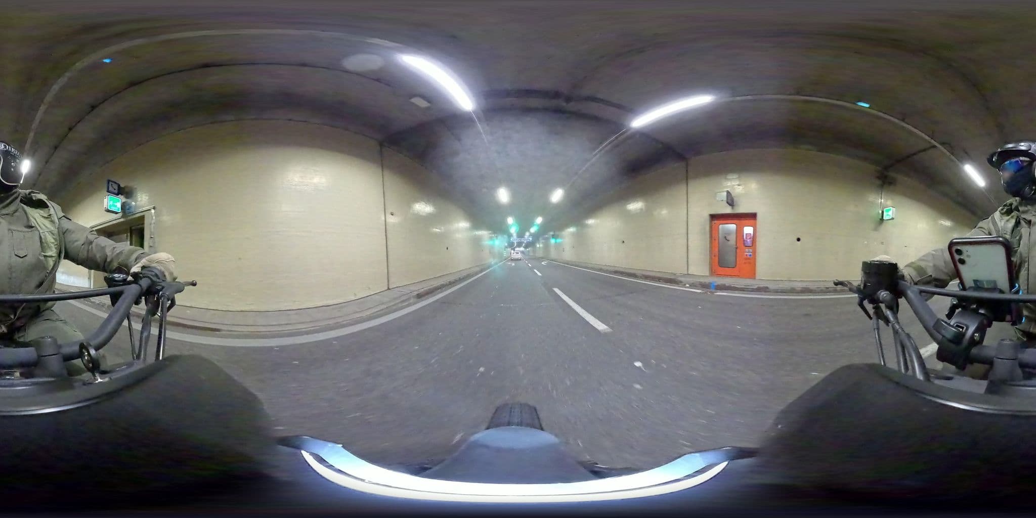 Street view near room 401, Floridsdorf — © erias (CC BY-SA · Mapillary)