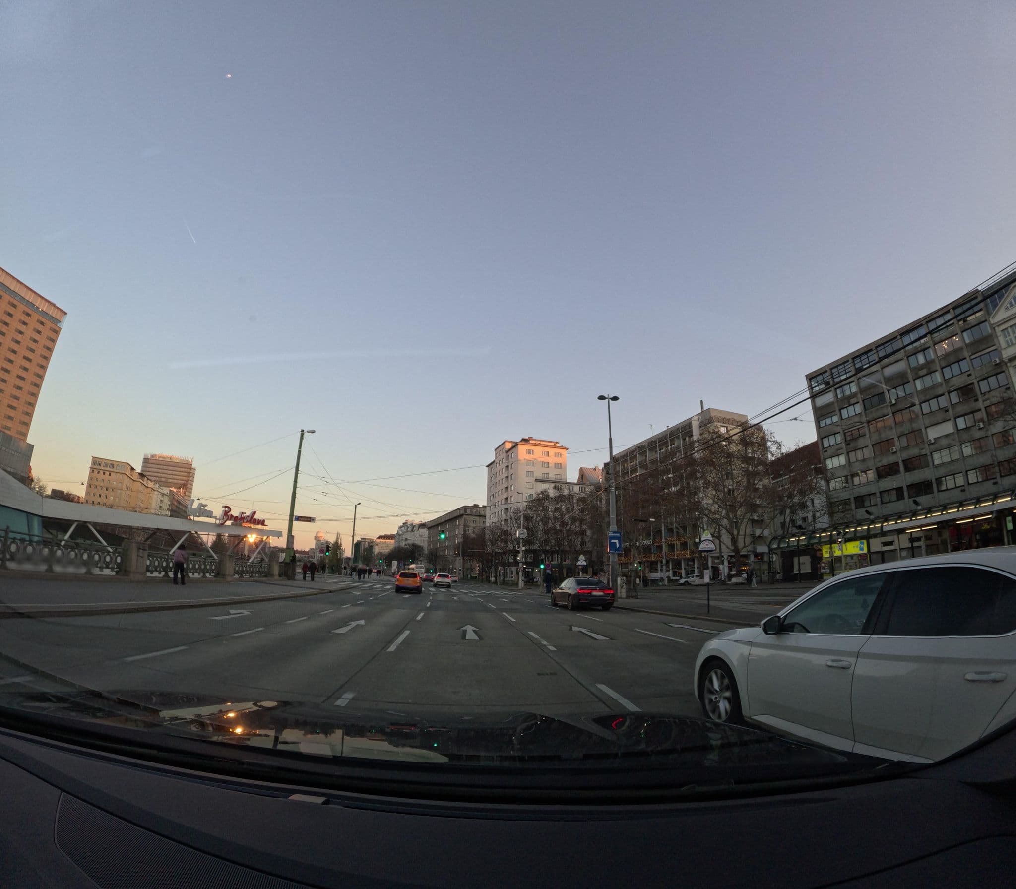 Street view near Sklenitzka Ernst Ing, Innere Stadt — © erias (CC BY-SA · Mapillary)