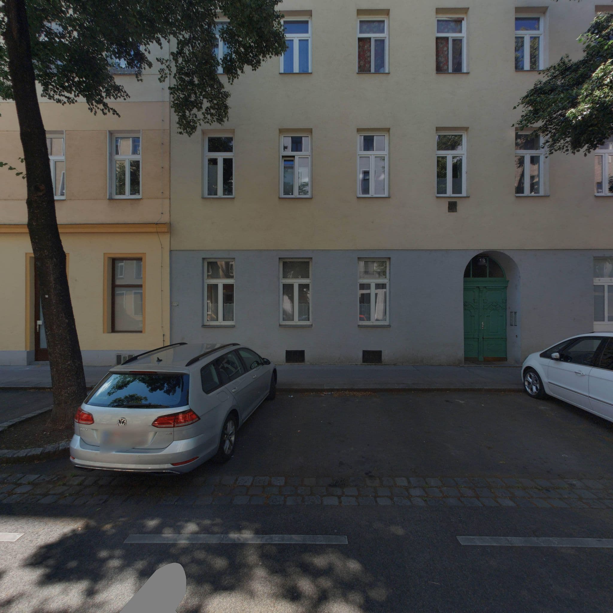 Street view near Ruhiges Apartment Wien Messe-Prater, Landstraße — © eliasgander (CC BY-SA · Mapillary)