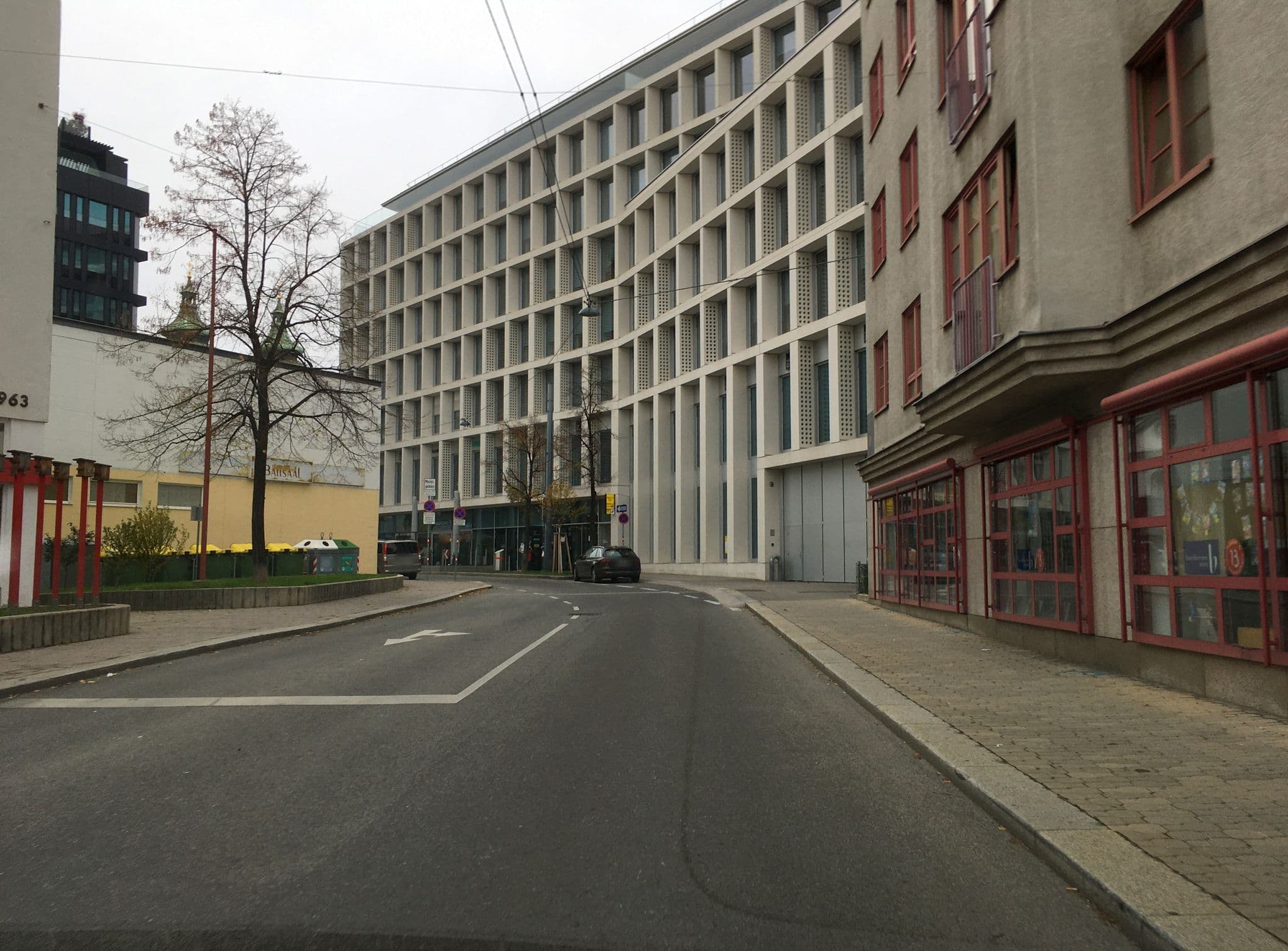 Street view near Waytostay, Landstraße — © istefanos (CC BY-SA · Mapillary)