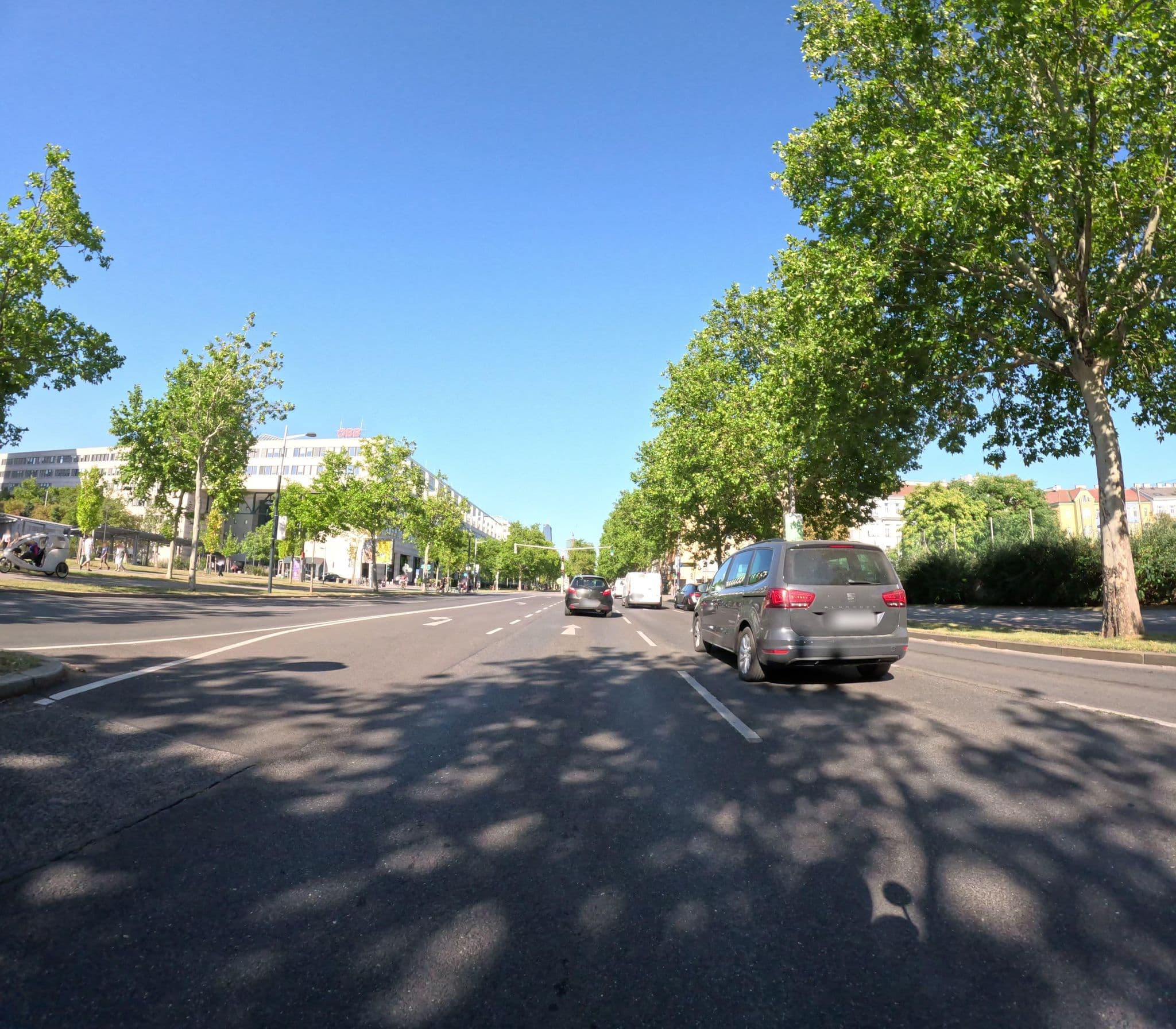 Street view near Austropa Interconvention Verkehrsbüro Kongress Management GmbH, Landstraße — © erias (CC BY-SA · Mapillary)