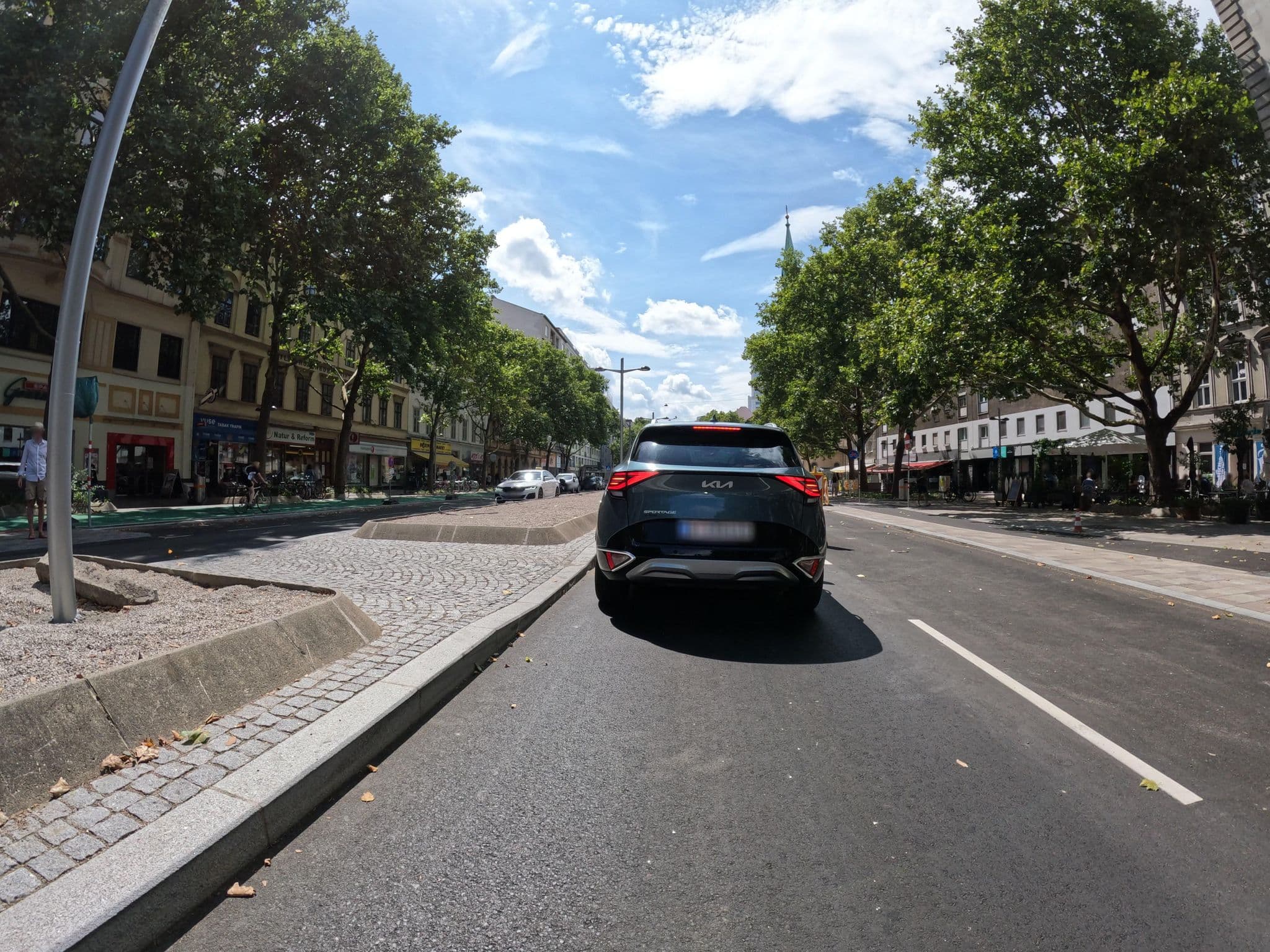 Street view near Bluedanube Apartments - Nestroy, Vienna — © erias (CC BY-SA · Mapillary)