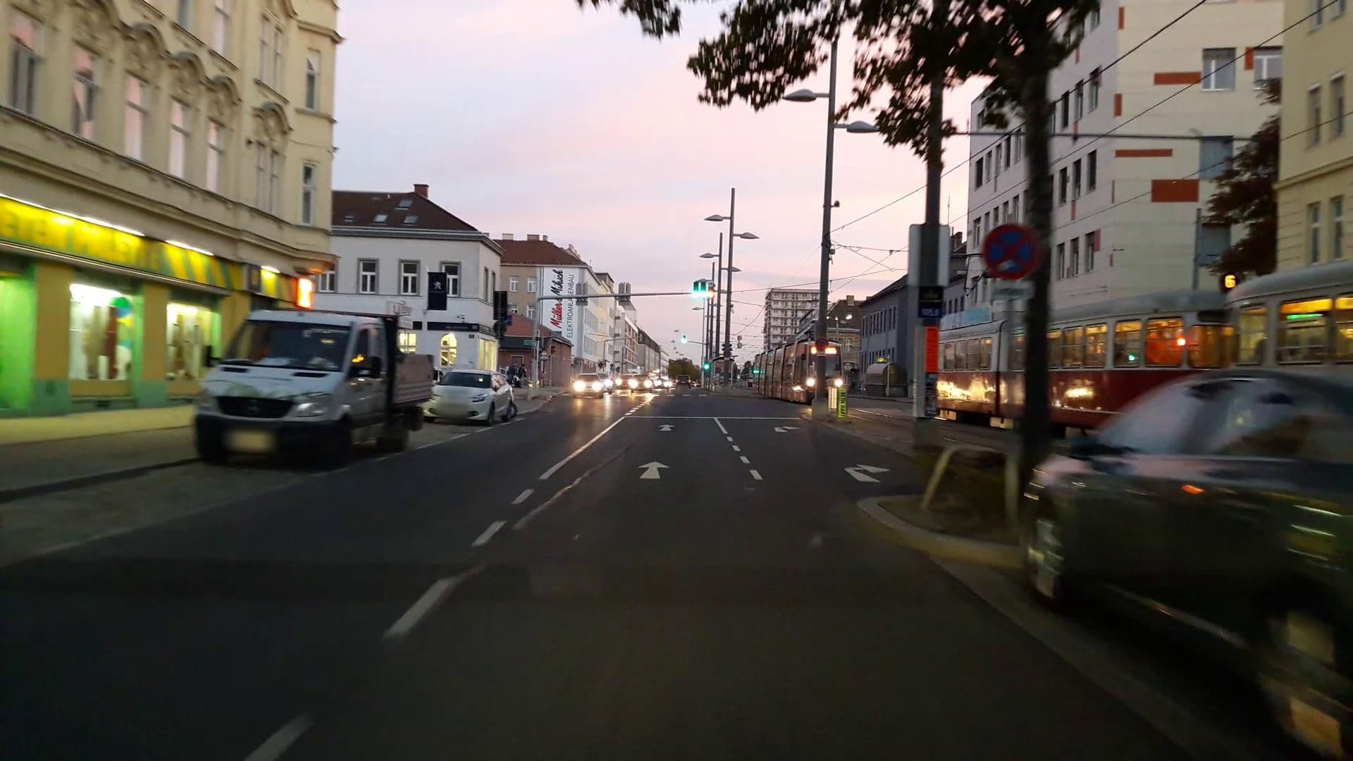 Street view near Apartments Ambiente Simmering, Simmering — © stefan147 (CC BY-SA · Mapillary)