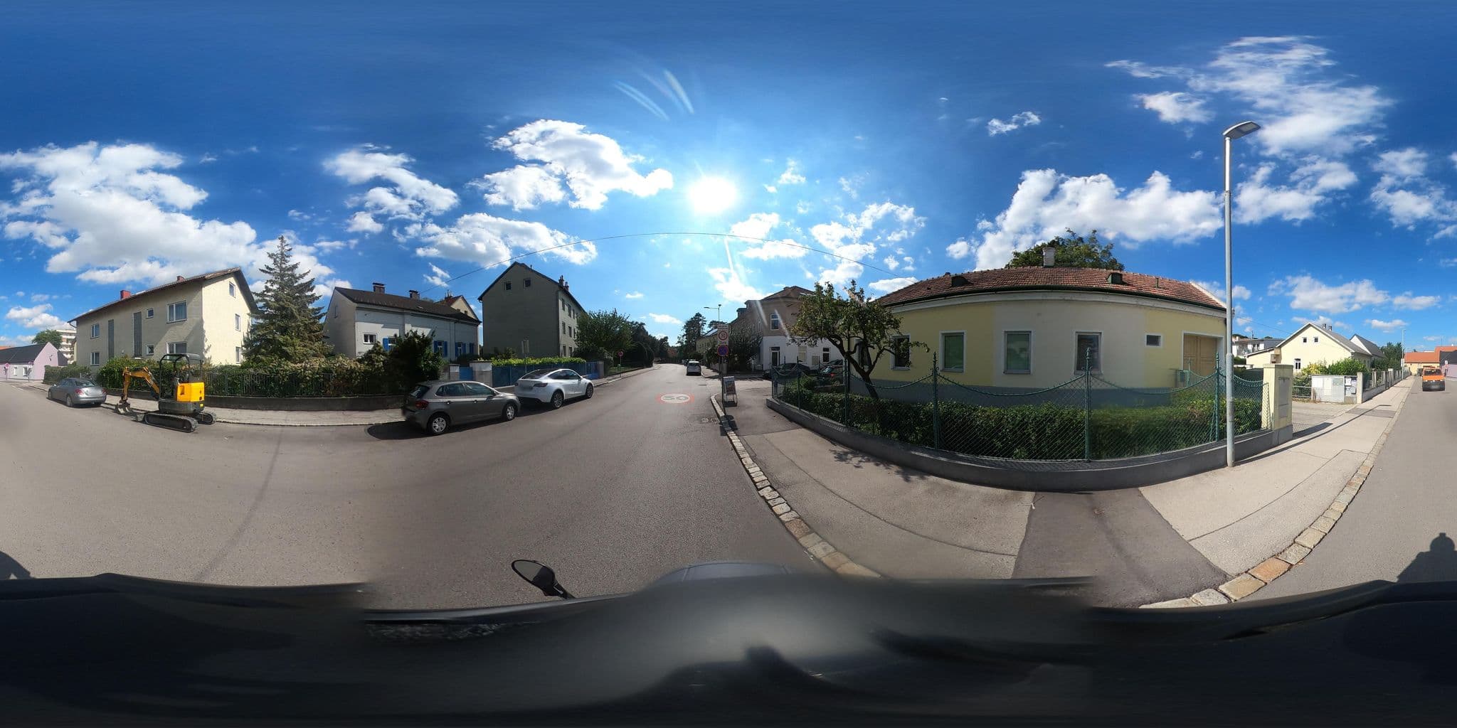 Street view near Herbert Hillinger, Himberg — © di0v0n (CC BY-SA · Mapillary)