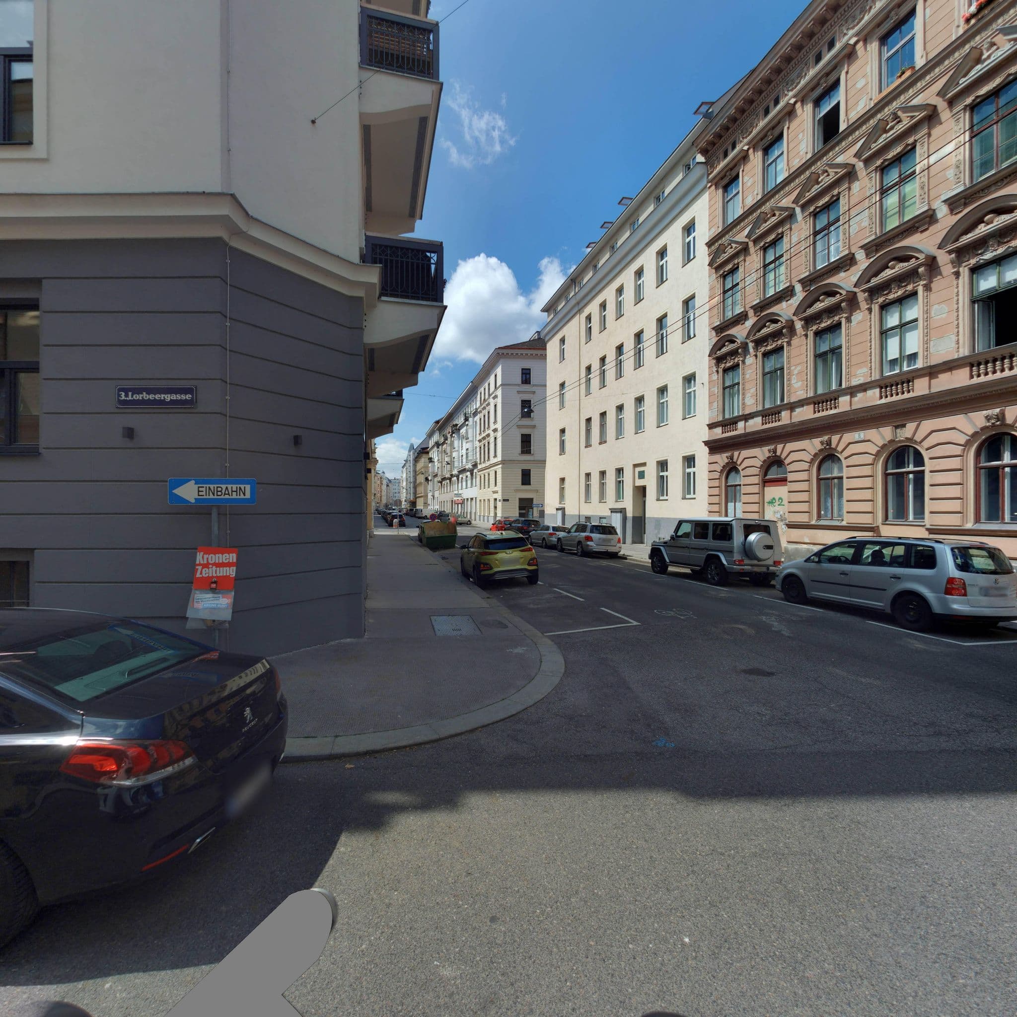 Street view near MY NEW HOTEL INVESTMENT GmbH, Landstraße — © eliasgander (CC BY-SA · Mapillary)