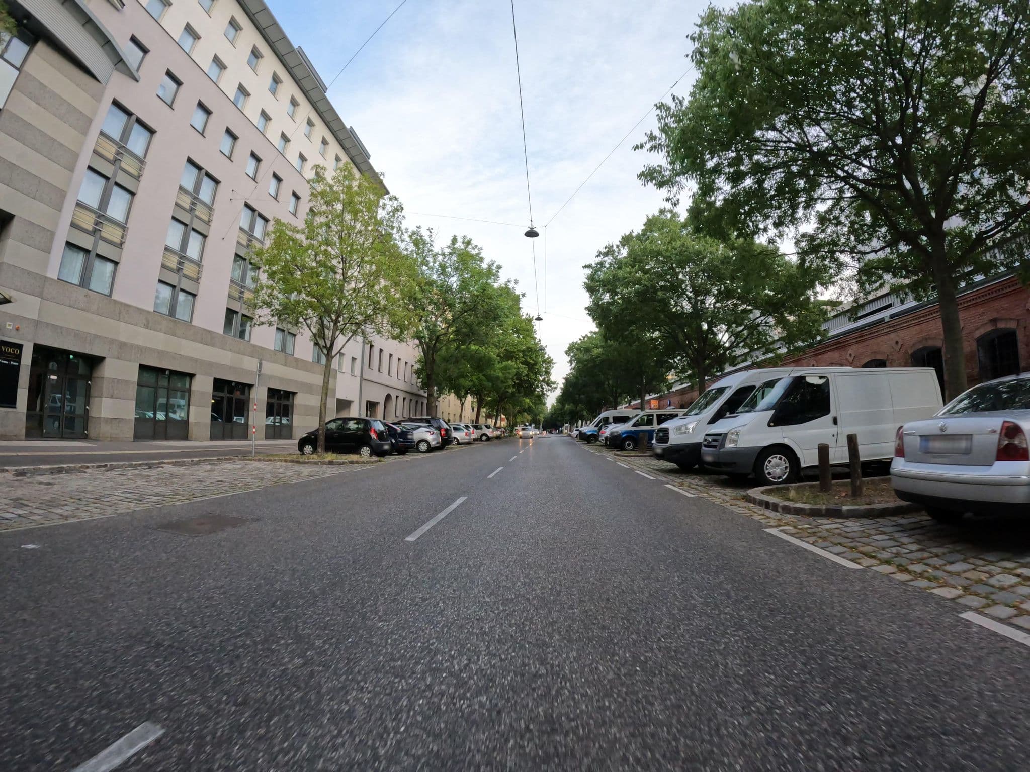 Street view near voco Vienna Prater, Brigittenau — © erias (CC BY-SA · Mapillary)