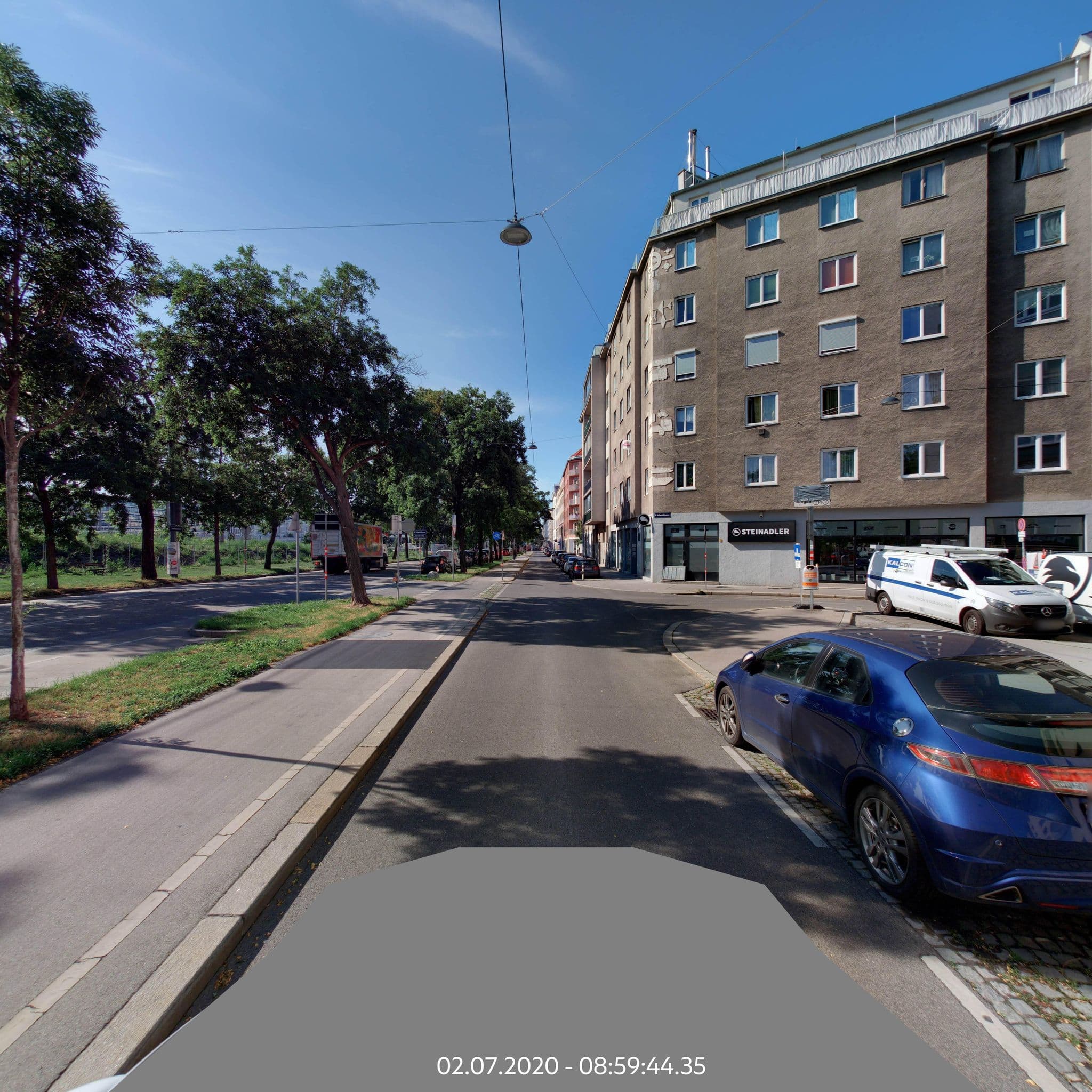 Street view near Star Apartments Vienna Nordbahnstrasse, Brigittenau — © eliasgander (CC BY-SA · Mapillary)