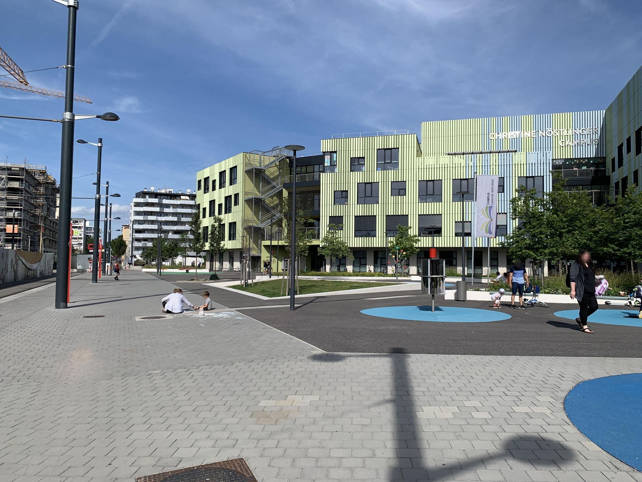 Street view near die HausWirtschaft, Brigittenau — © robot8a (CC BY-SA · Mapillary)