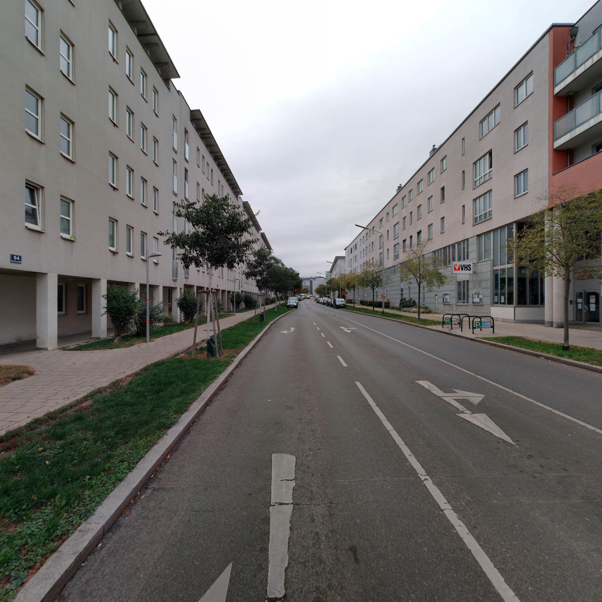 Street view near Codru Palace, Schwechat — © eliasgander (CC BY-SA · Mapillary)