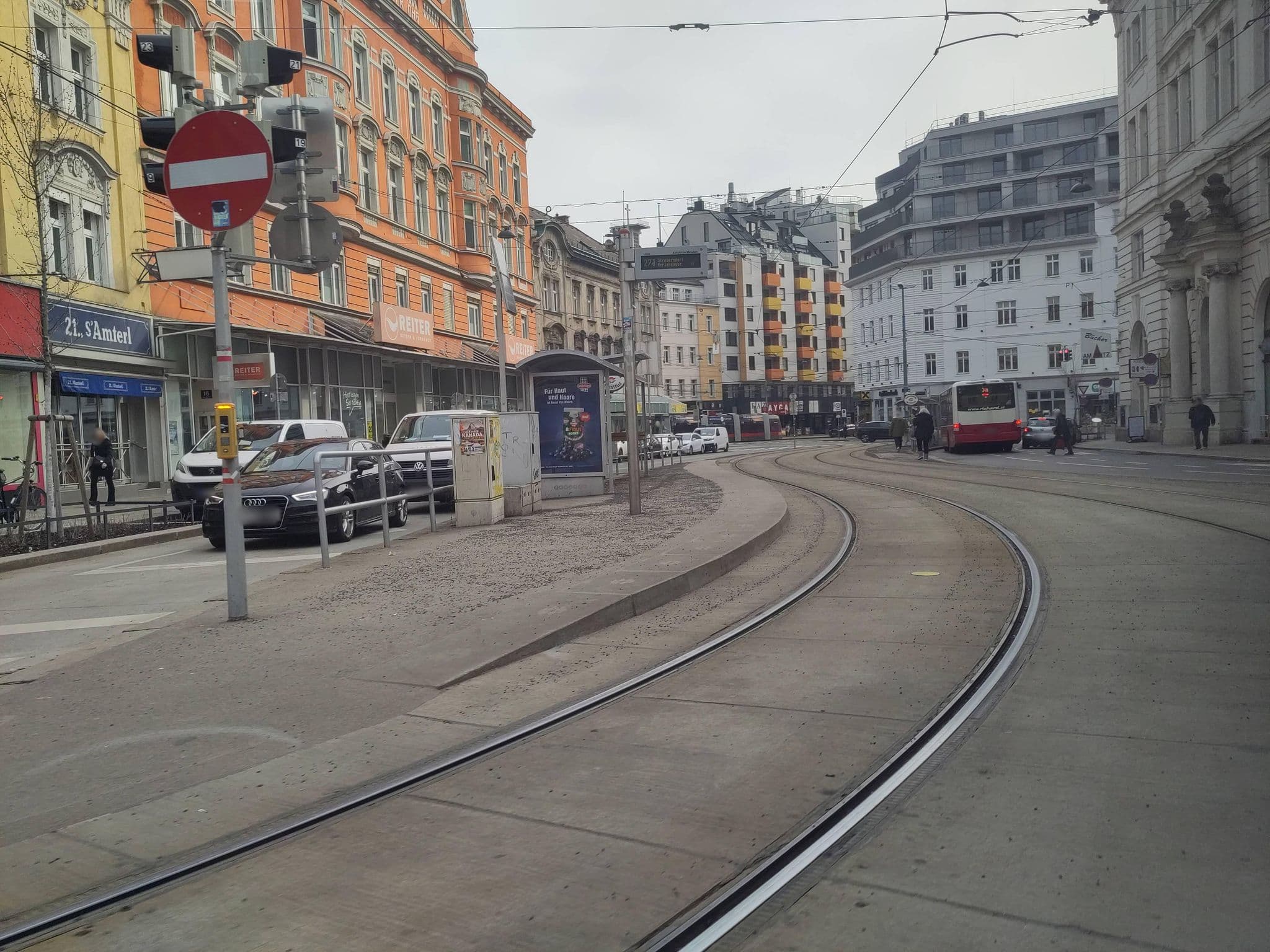 Street view near Wego Og, Floridsdorf — © consens_verkehrsplanung (CC BY-SA · Mapillary)