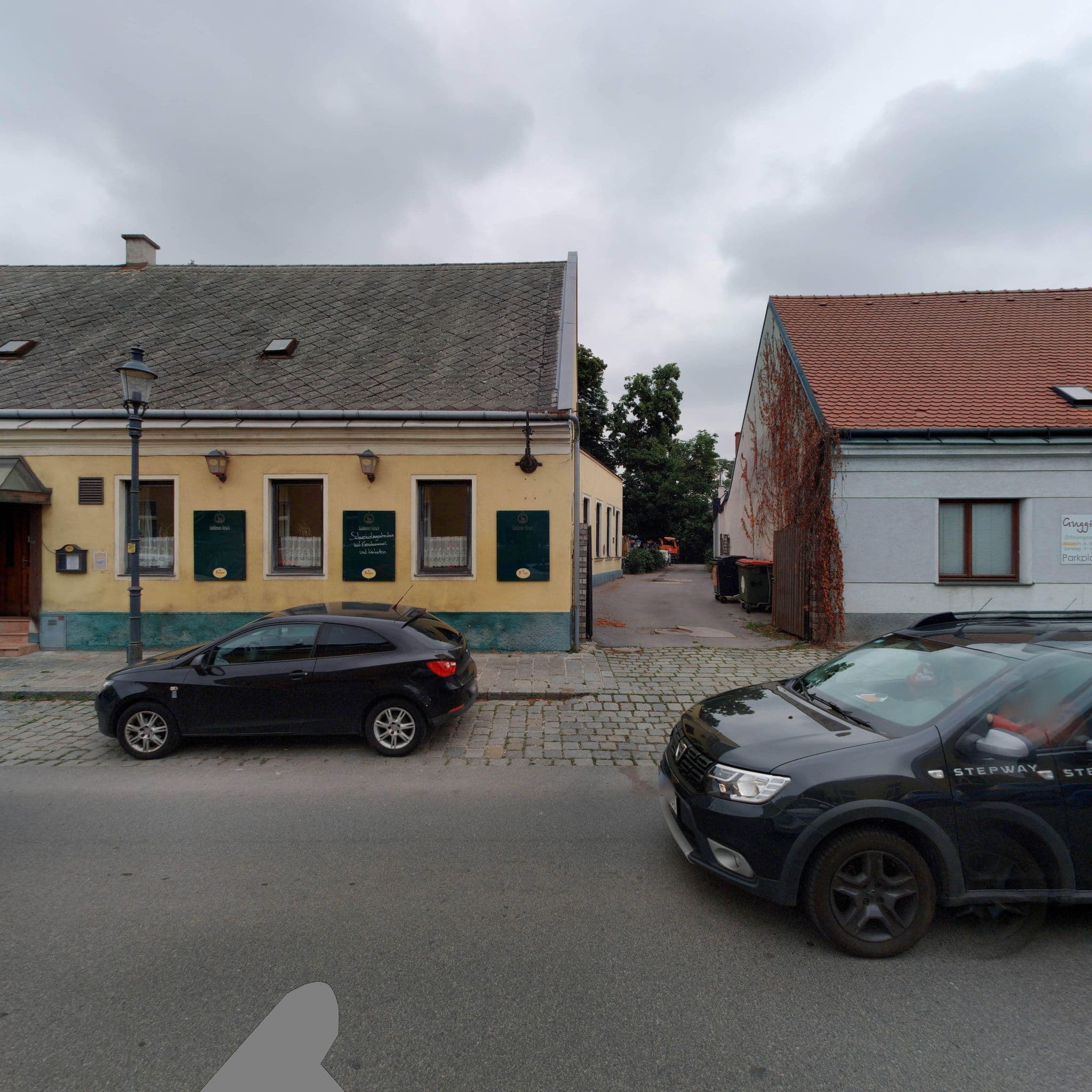 Street view near Werner Siegl, Donaustadt — © eliasgander (CC BY-SA · Mapillary)