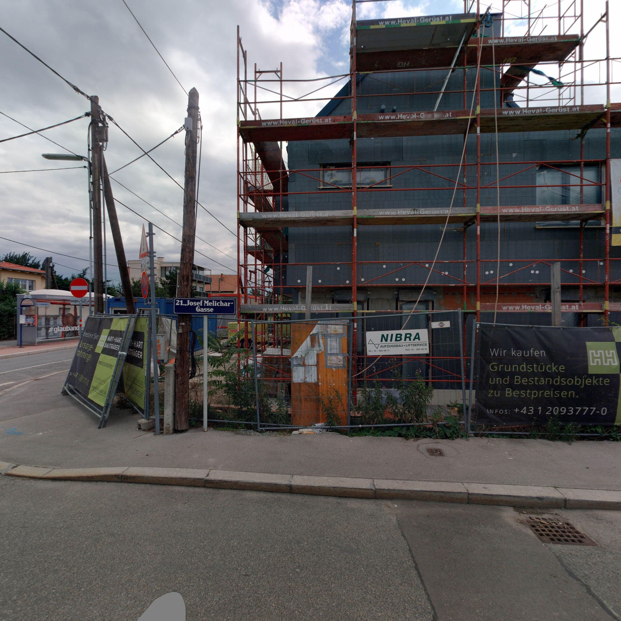 Street view near Samwald Walter, Floridsdorf — © eliasgander (CC BY-SA · Mapillary)